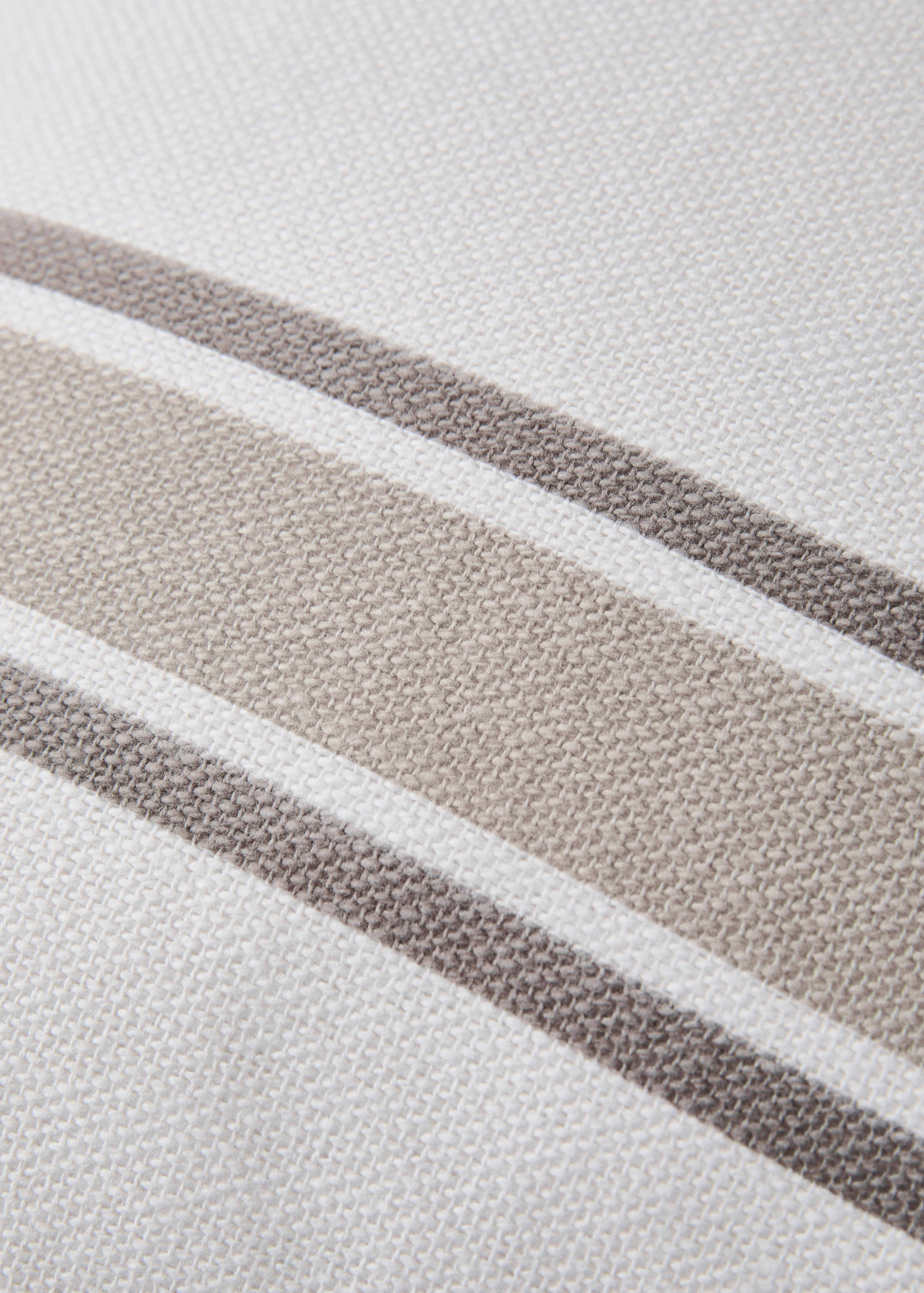 Cotton cushion cover with two-tone stripes 45x45 cm - Details of the article 3