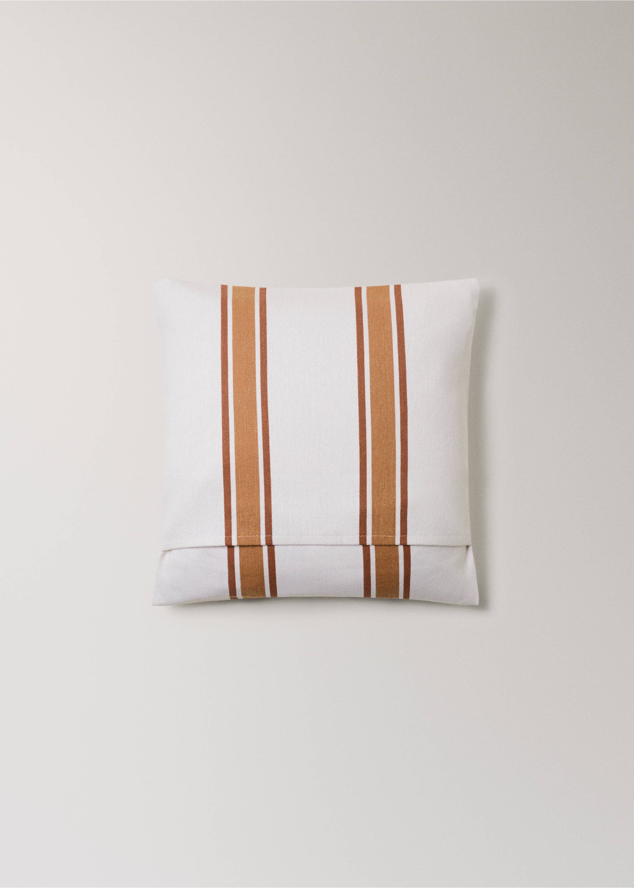 Cotton cushion cover with two-tone stripes 45x45 cm - Details of the article 4, Russet. Ref: 27003326-00.