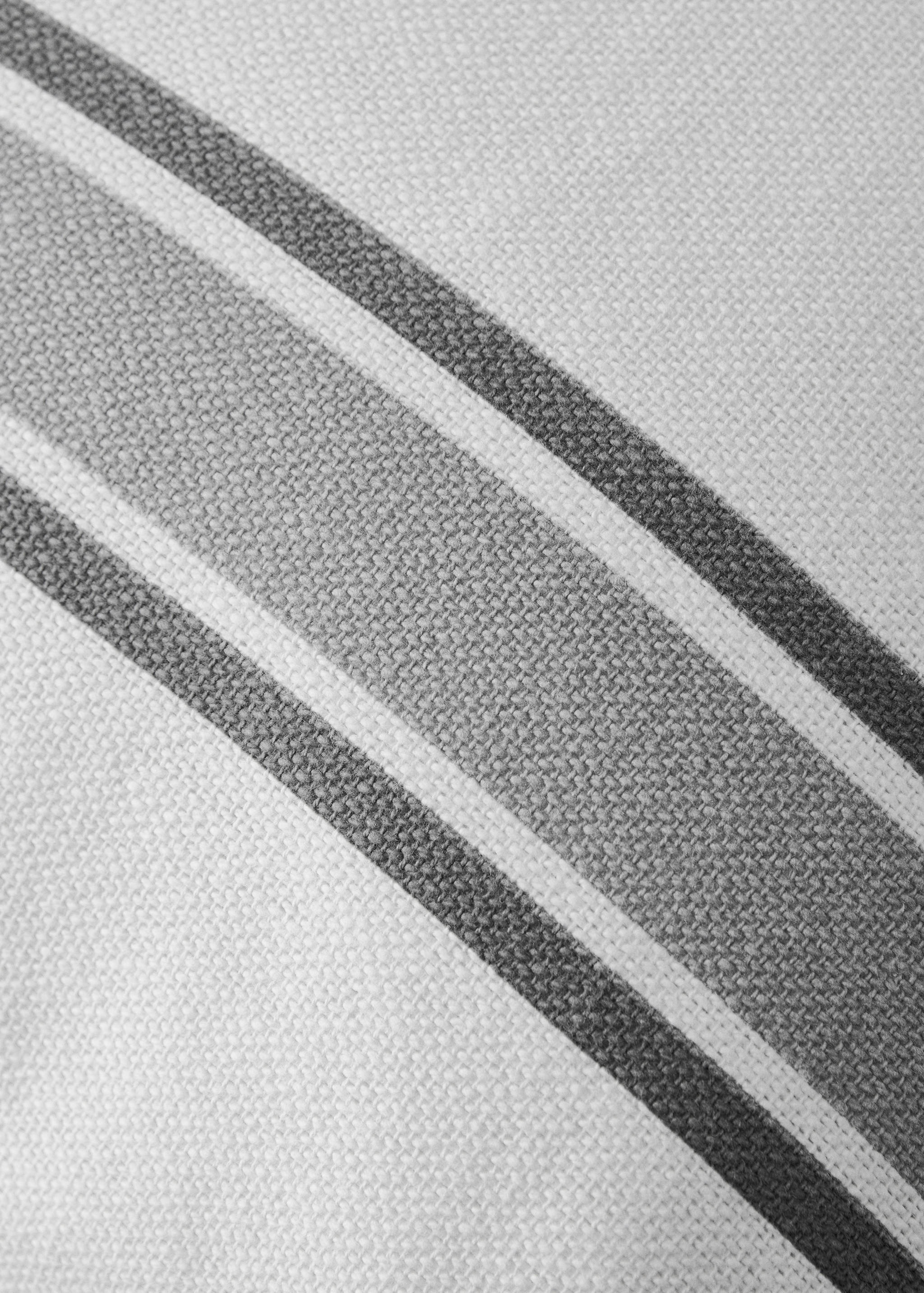 Cotton cushion cover with two-tone stripes 45x45 cm - Details of the article 3