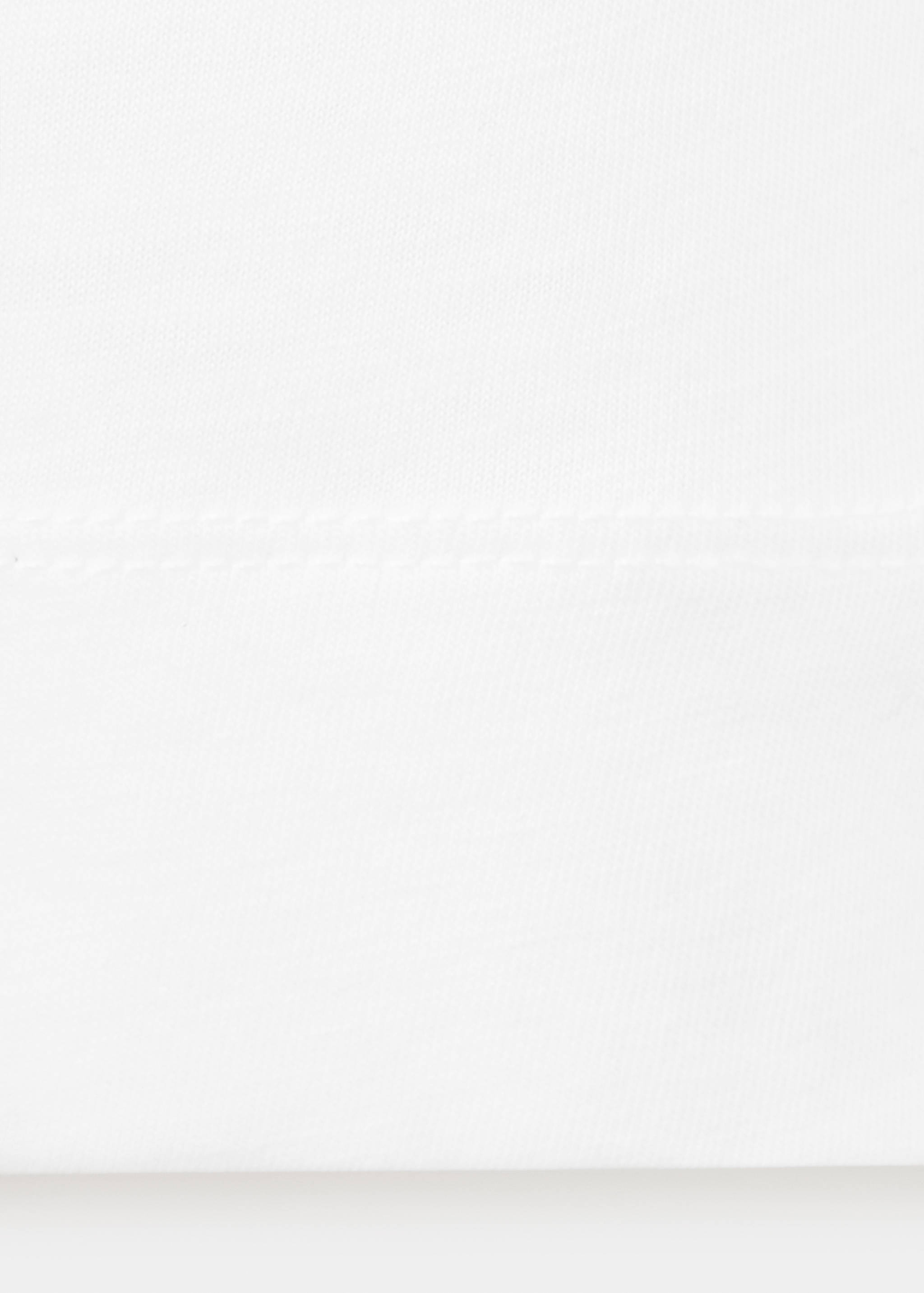 Lace nightdress with back scoop neckline - Details of the article 0