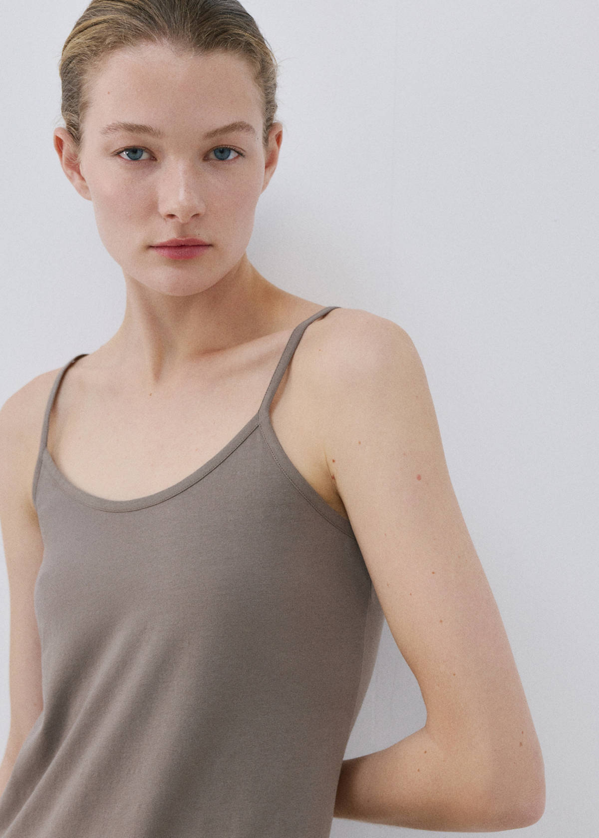 Light cotton nightdress — Medium Brown