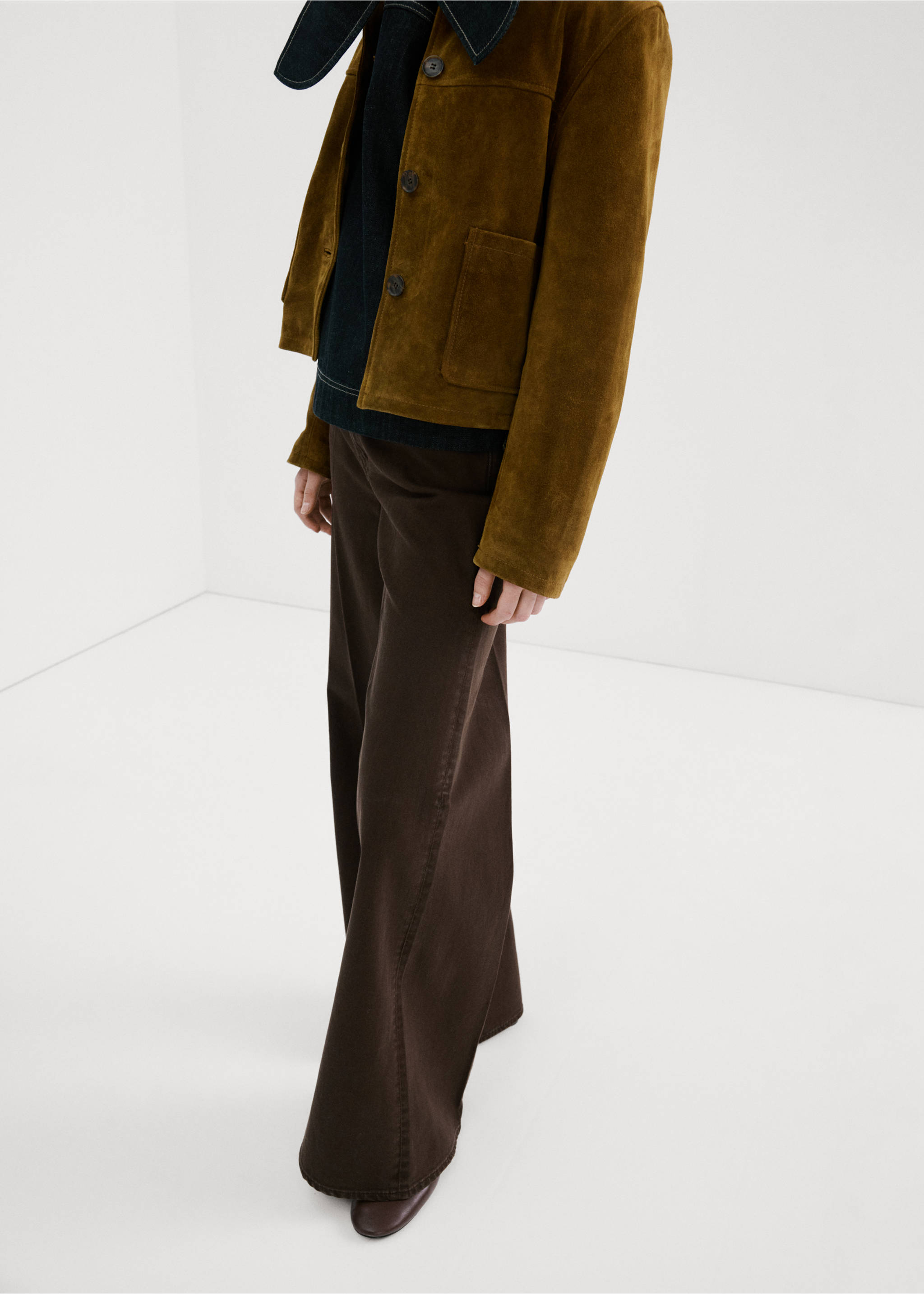 Jean large taille haute - Plan moyen, Chocolat. Ref: 27003341-00.