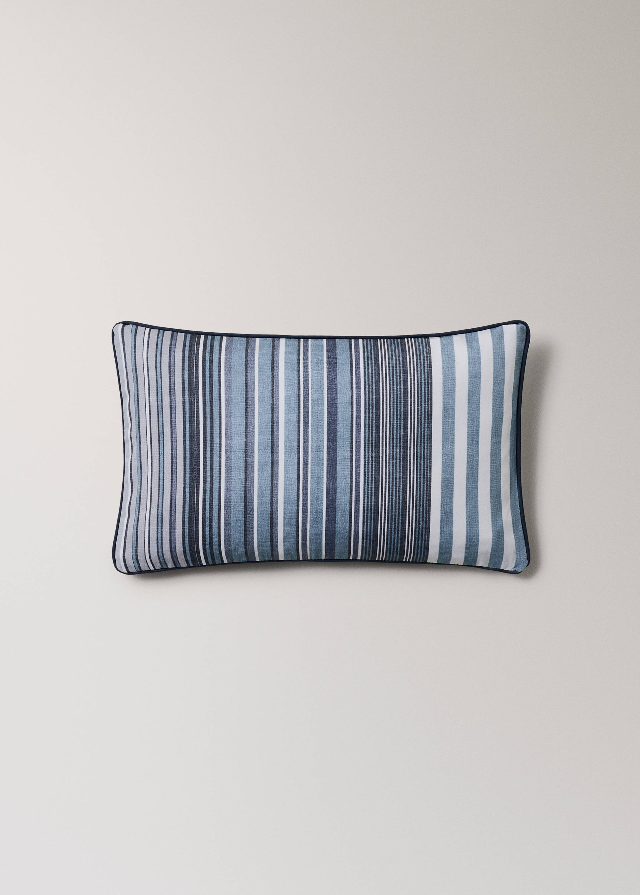 Cotton striped cushion cover 30x50 cm - Article without model