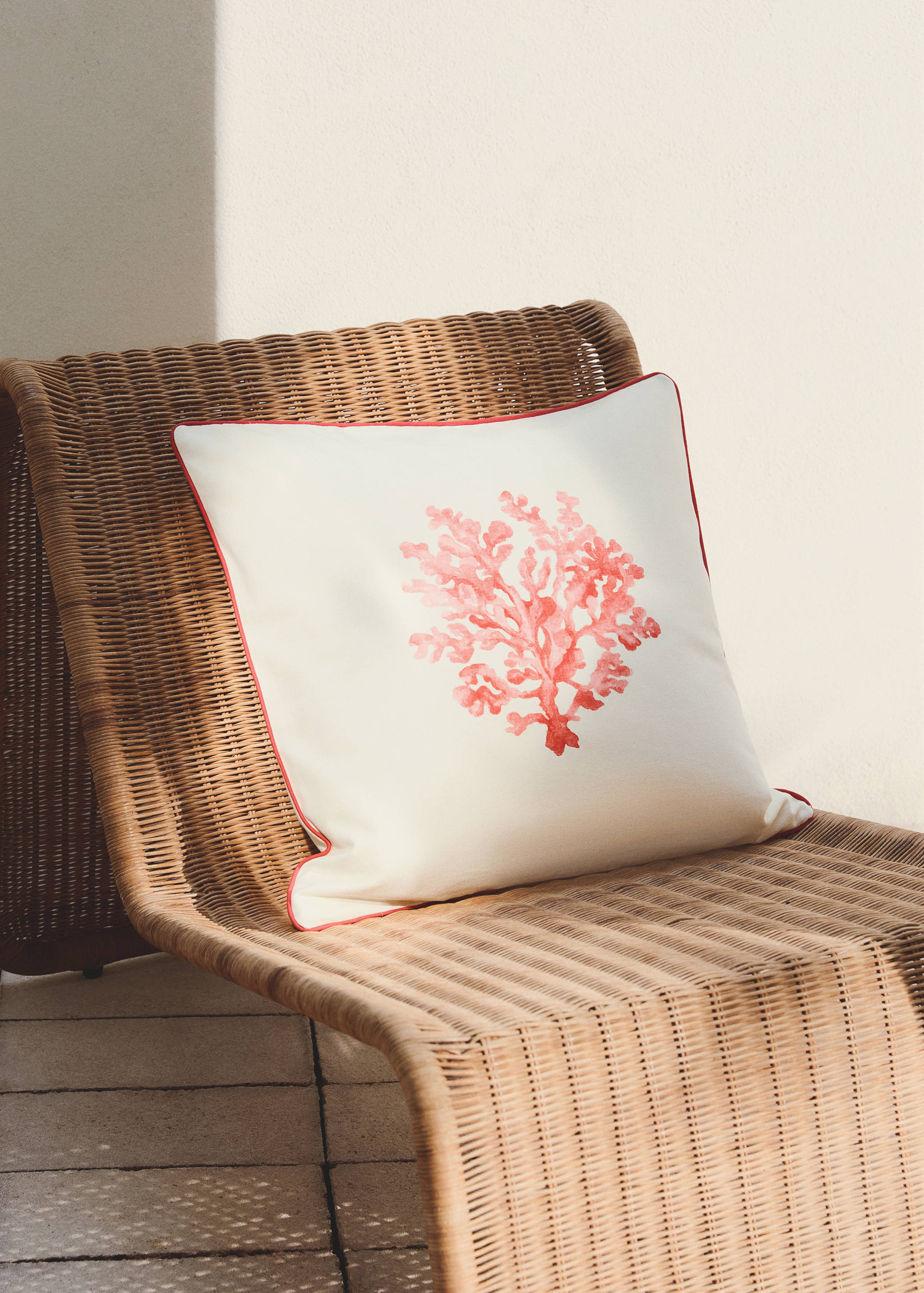 Povlak na polštářek z bavlny s potiskem korálů 50x50 cm - Celkový náhled