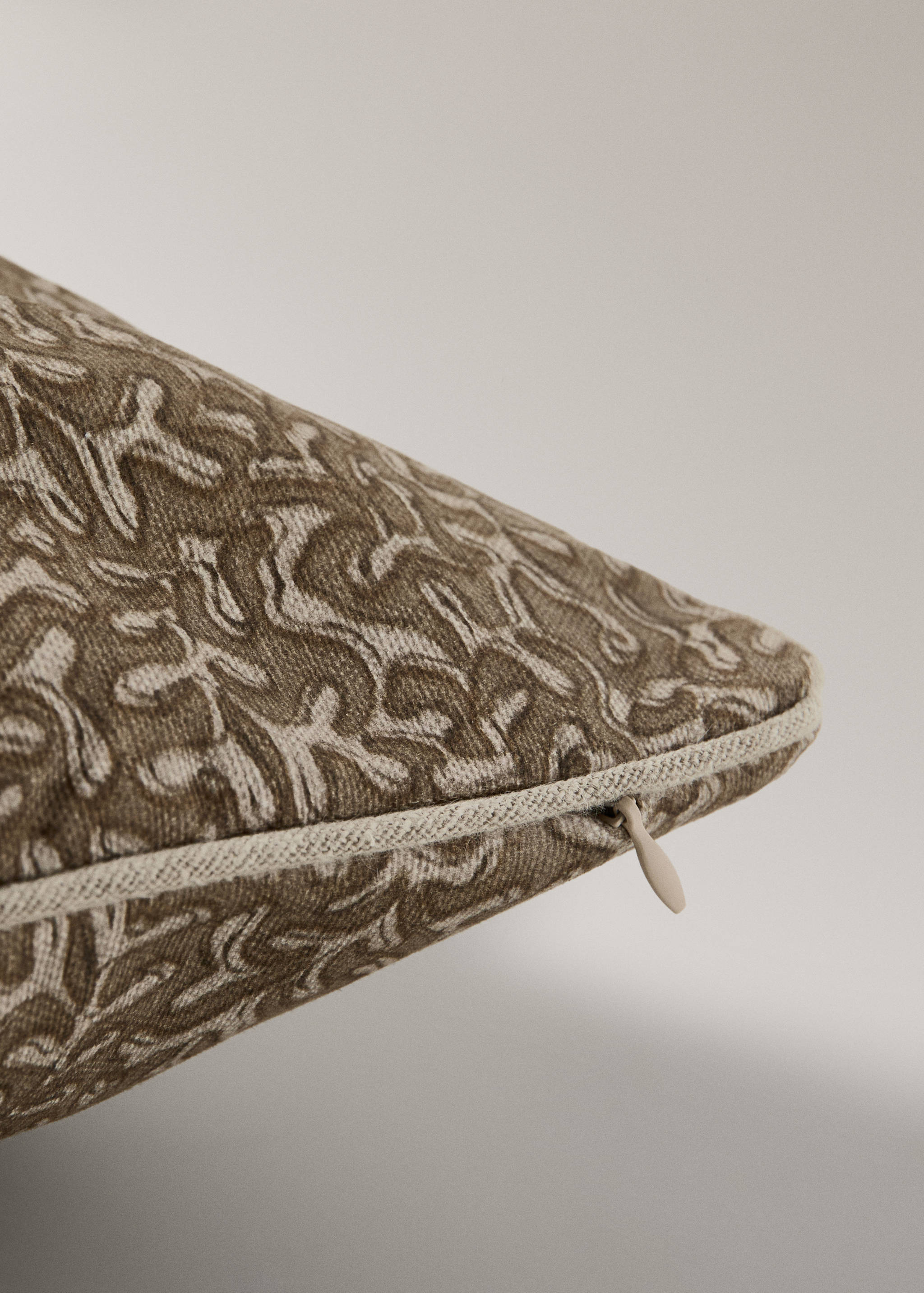 Natural printed cotton cushion cover 50x50 cm - Details of the article 2