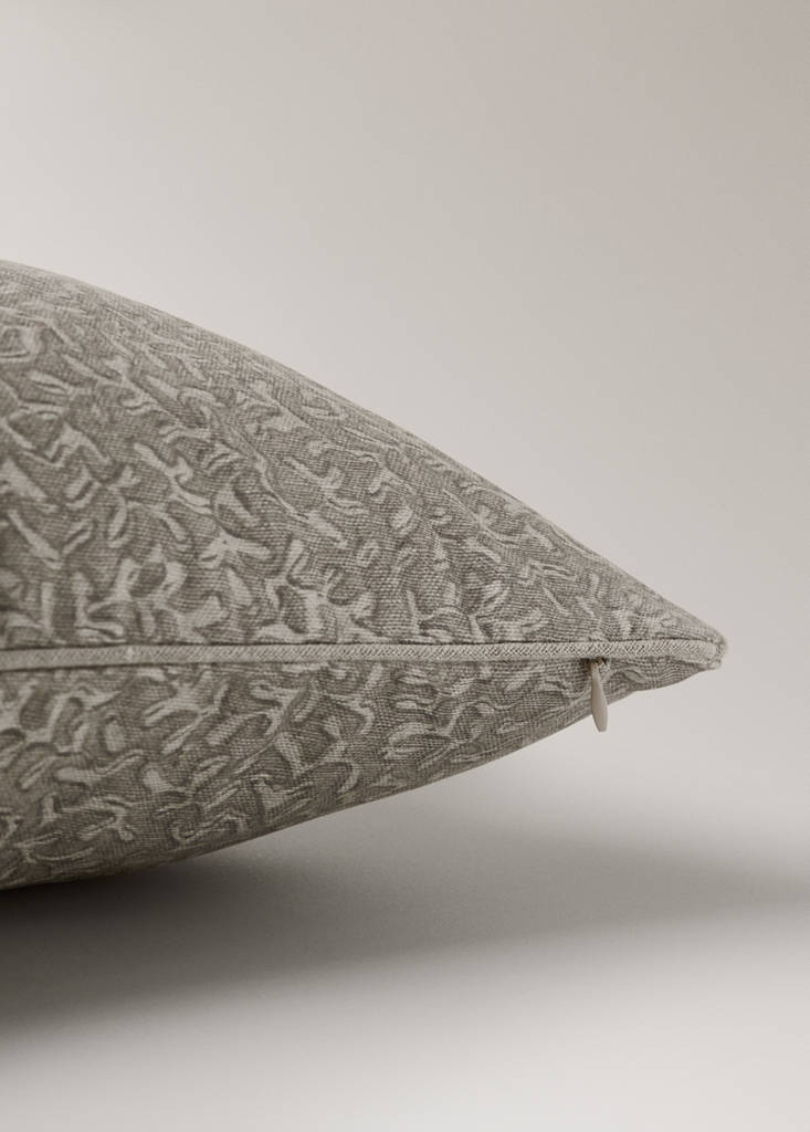 Natural printed cotton cushion cover 30x50 cm — Grey