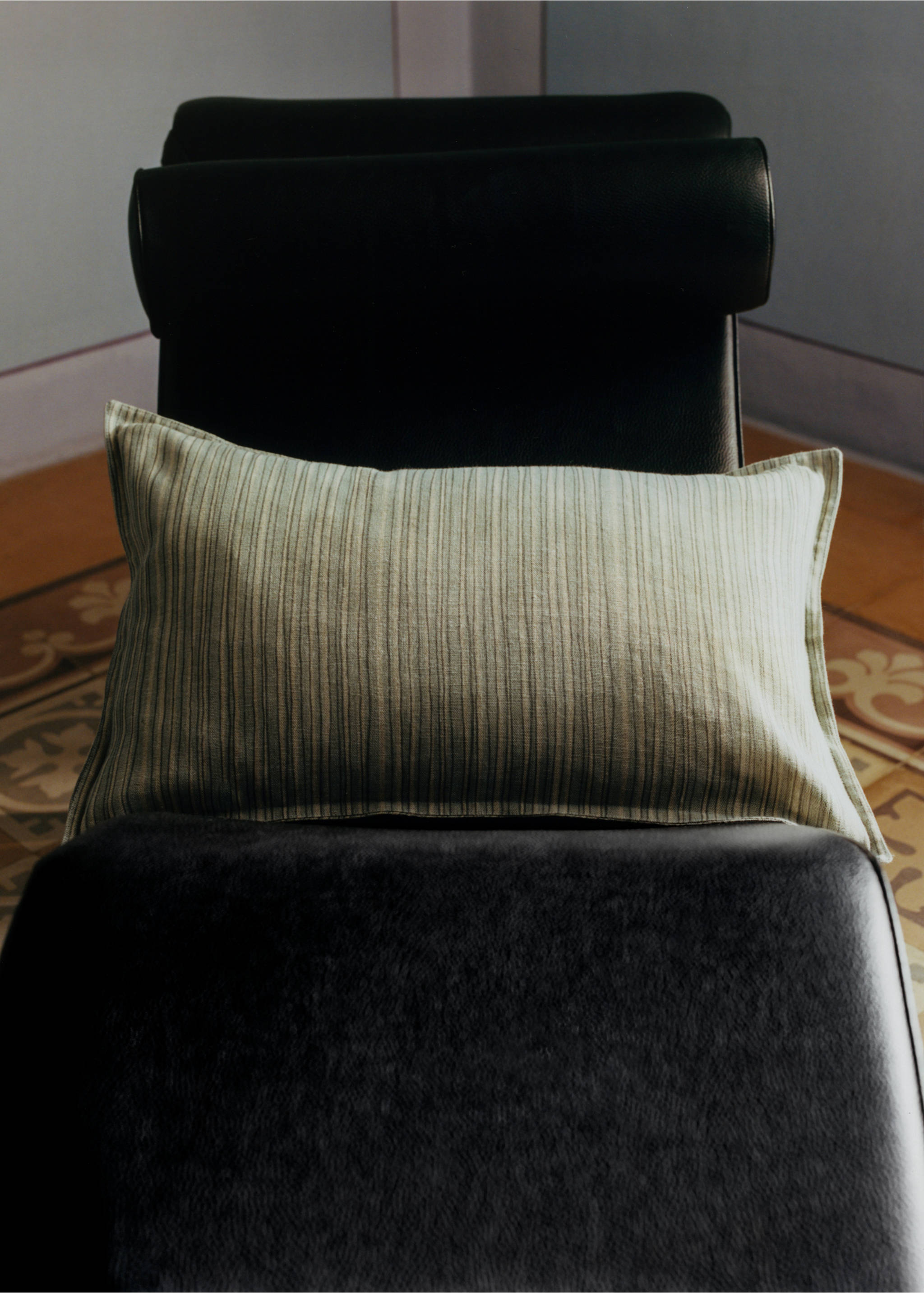 Linen cotton cushion cover with fine stripe 40x60cm - Details of the article 6, Aqua Green. Ref: 27003370-00.