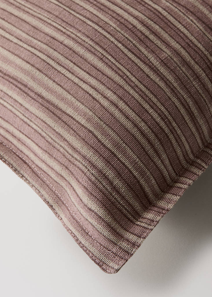 Fine striped cotton linen cushion cover 40x60 cm — Pink