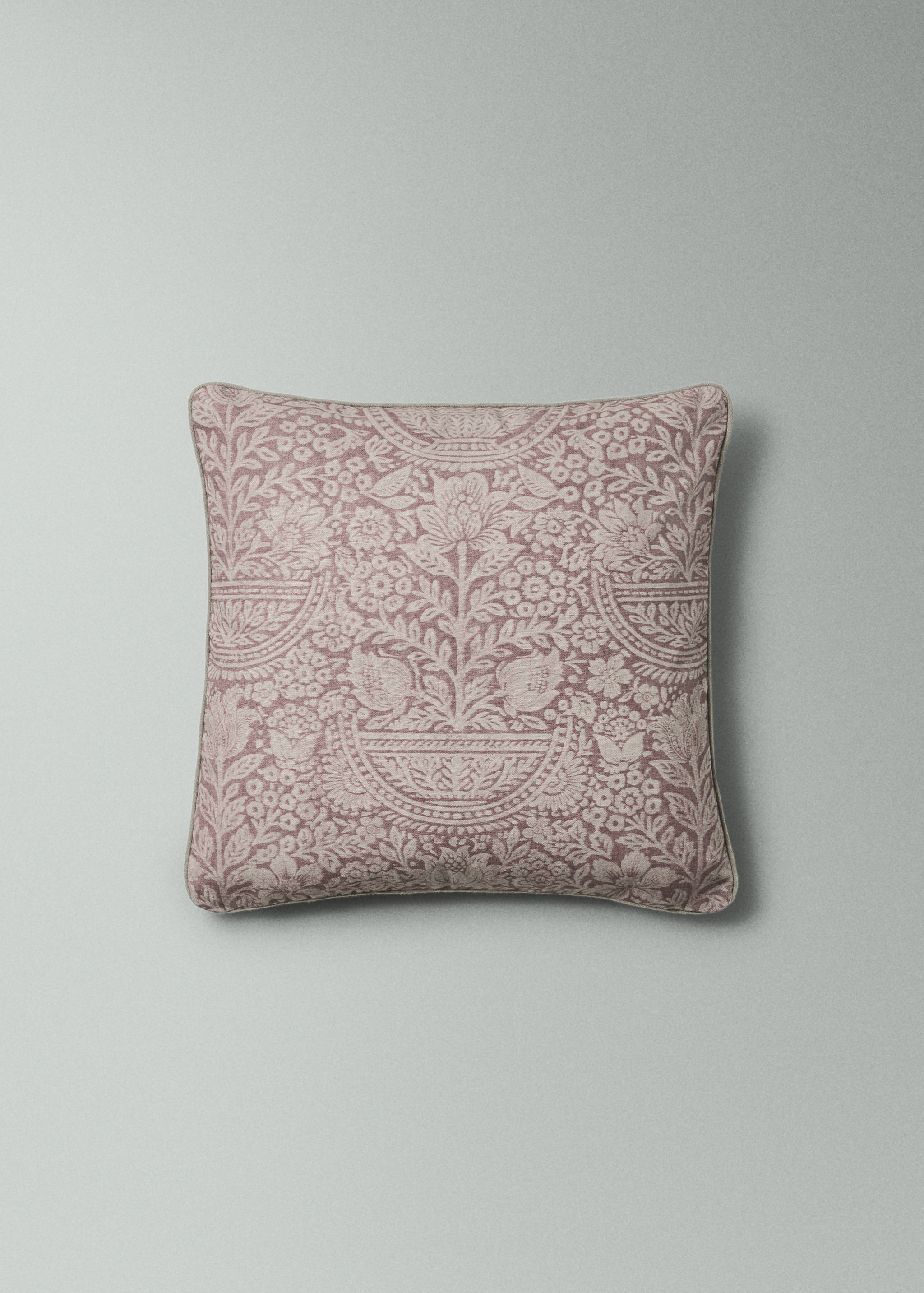 Kissenbezug aus Baumwolle mit Blumenmuster, 50 x 50 cm - Mittlere Ansicht