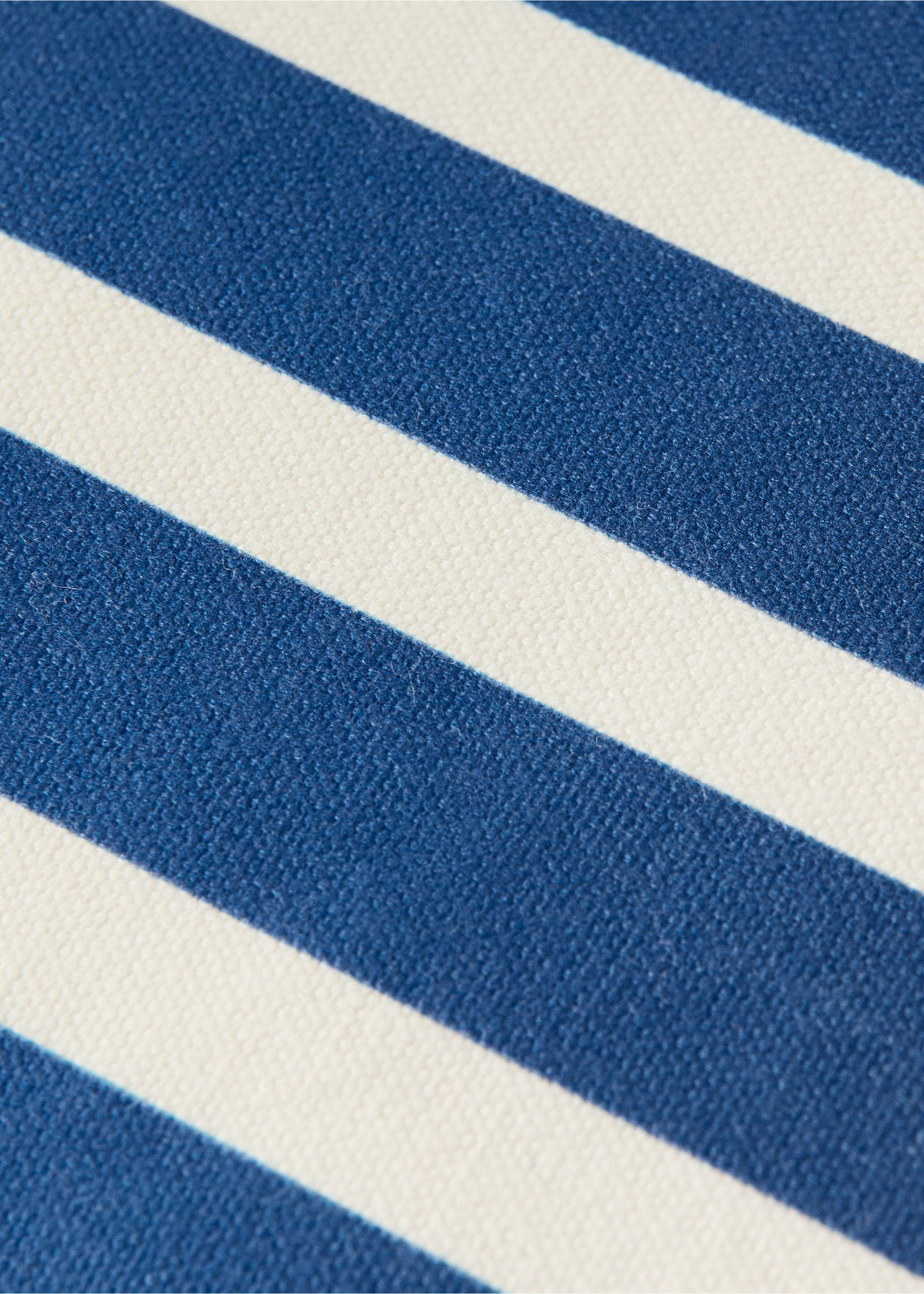 Funda cojín algodón rayas piping contraste 50x50 cm - Detalle del artículo 3, Azul. Ref: 27003378-00.