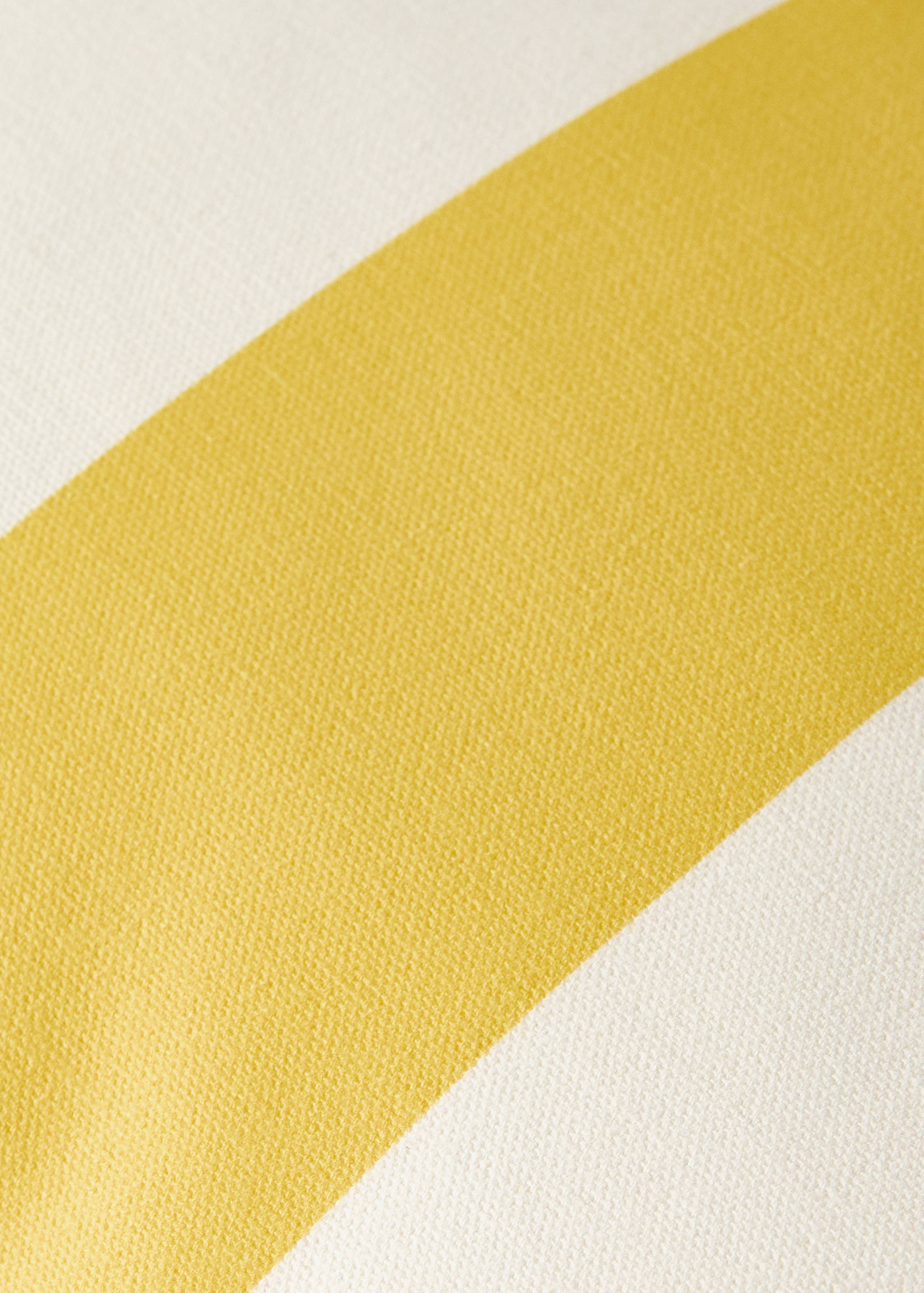 Thick striped cotton cushion cover with piping 40x60 cm - Details of the article 3