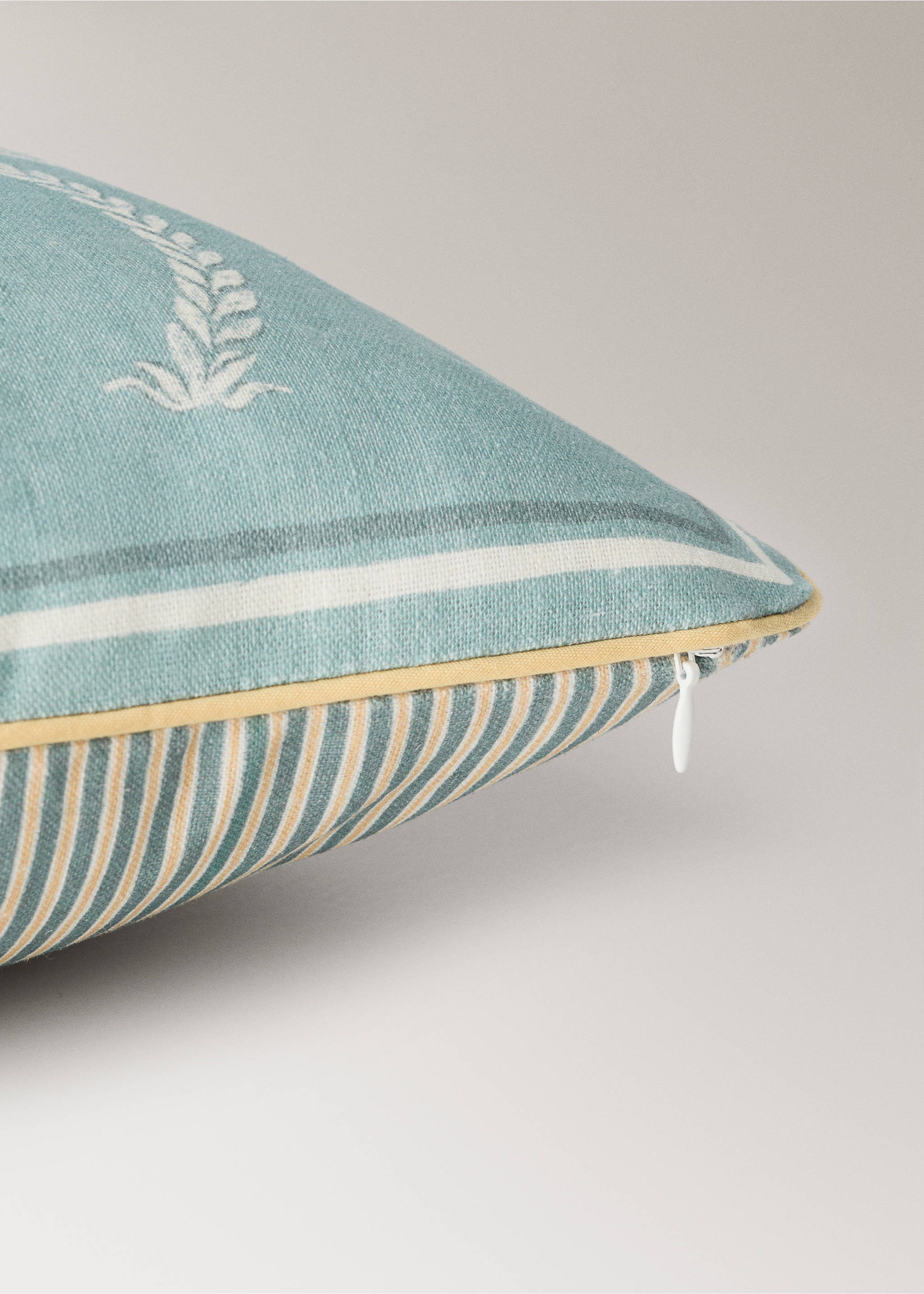 Children's palm tree cushion cover - Details of the article 2, Pastel Green. Ref: 27003385-00.