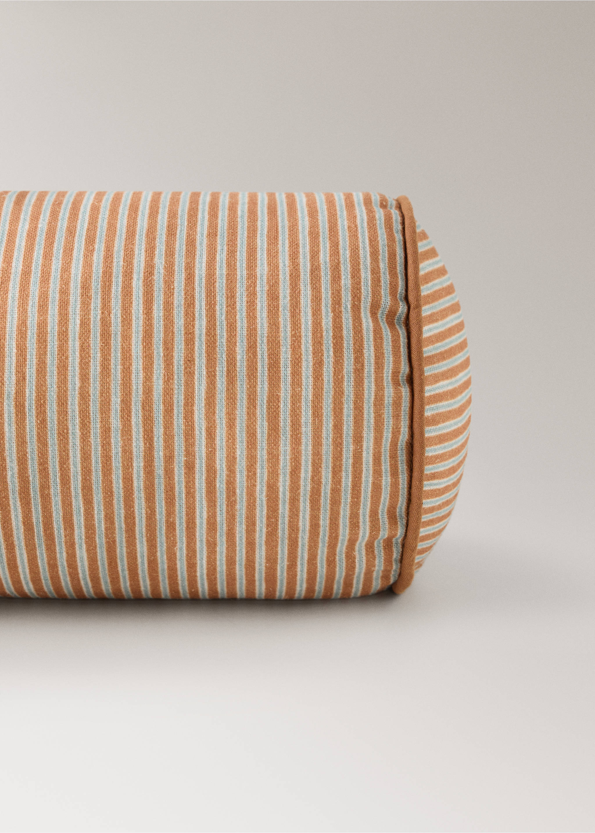 Two-tone striped children’s cushion cover 14 x 35 cm - Details of the article 1, Brown. Ref: 27003386-00.