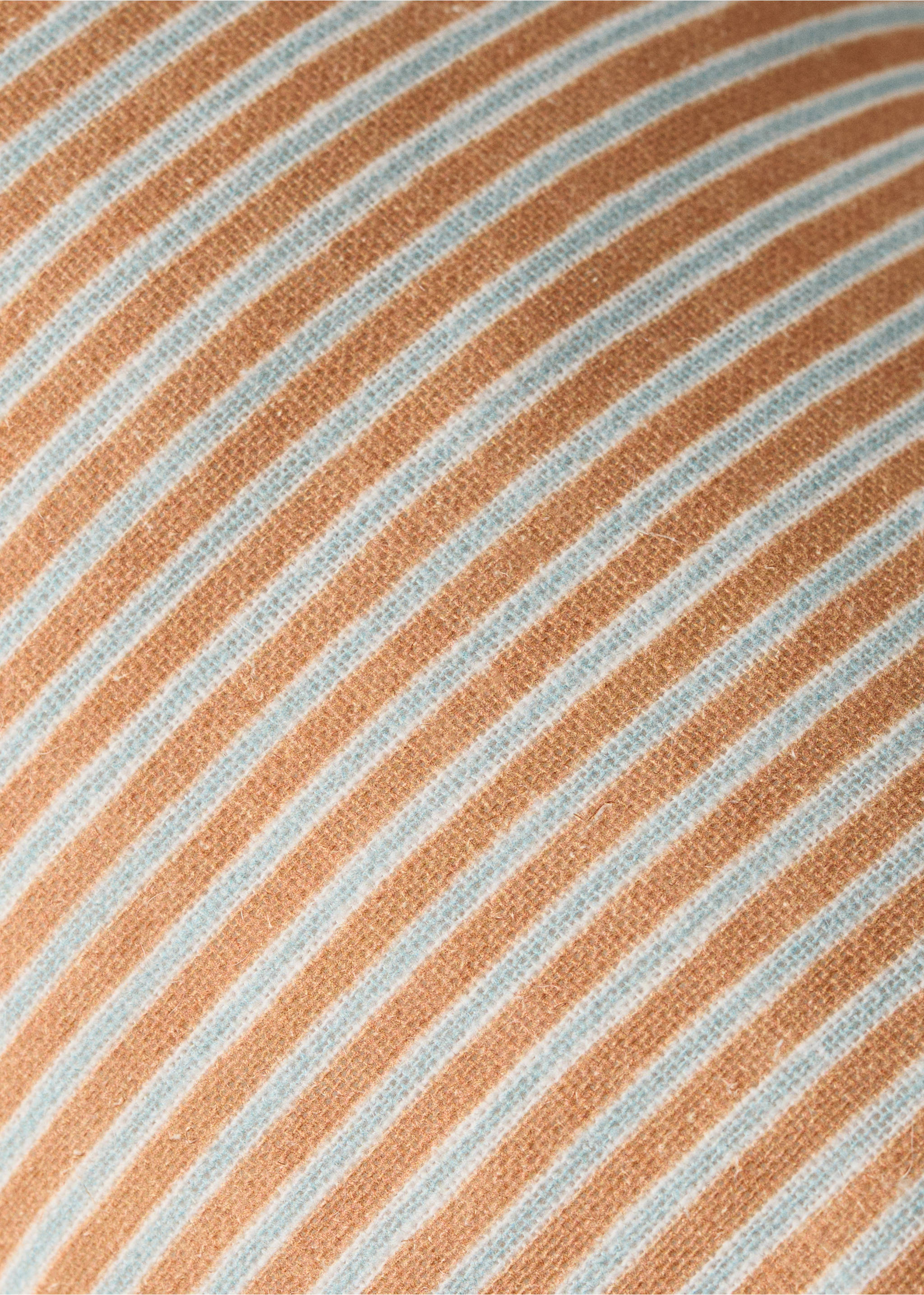 Two-tone striped children’s cushion cover 14 x 35 cm - Details of the article 2, Brown. Ref: 27003386-00.