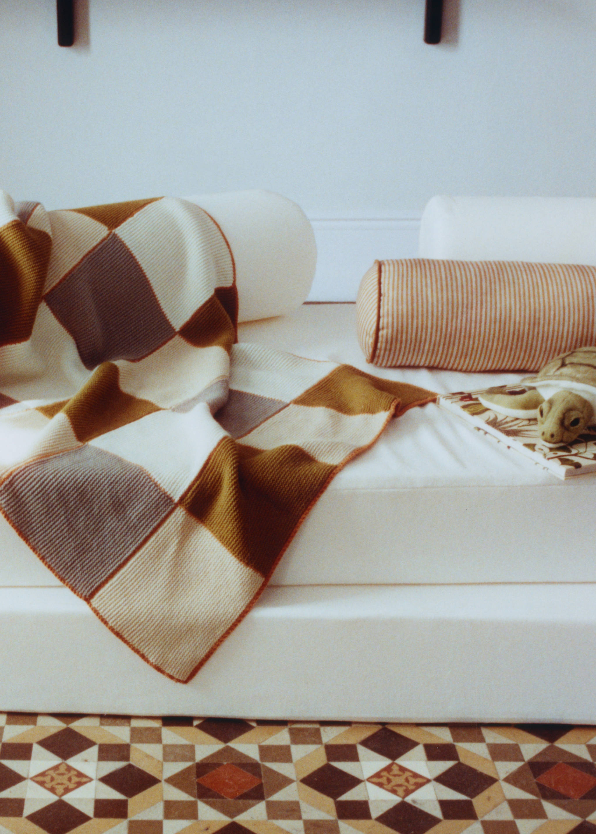 Children's cushion cover with bicolour stripes 14x35 cm - Details of the article 6