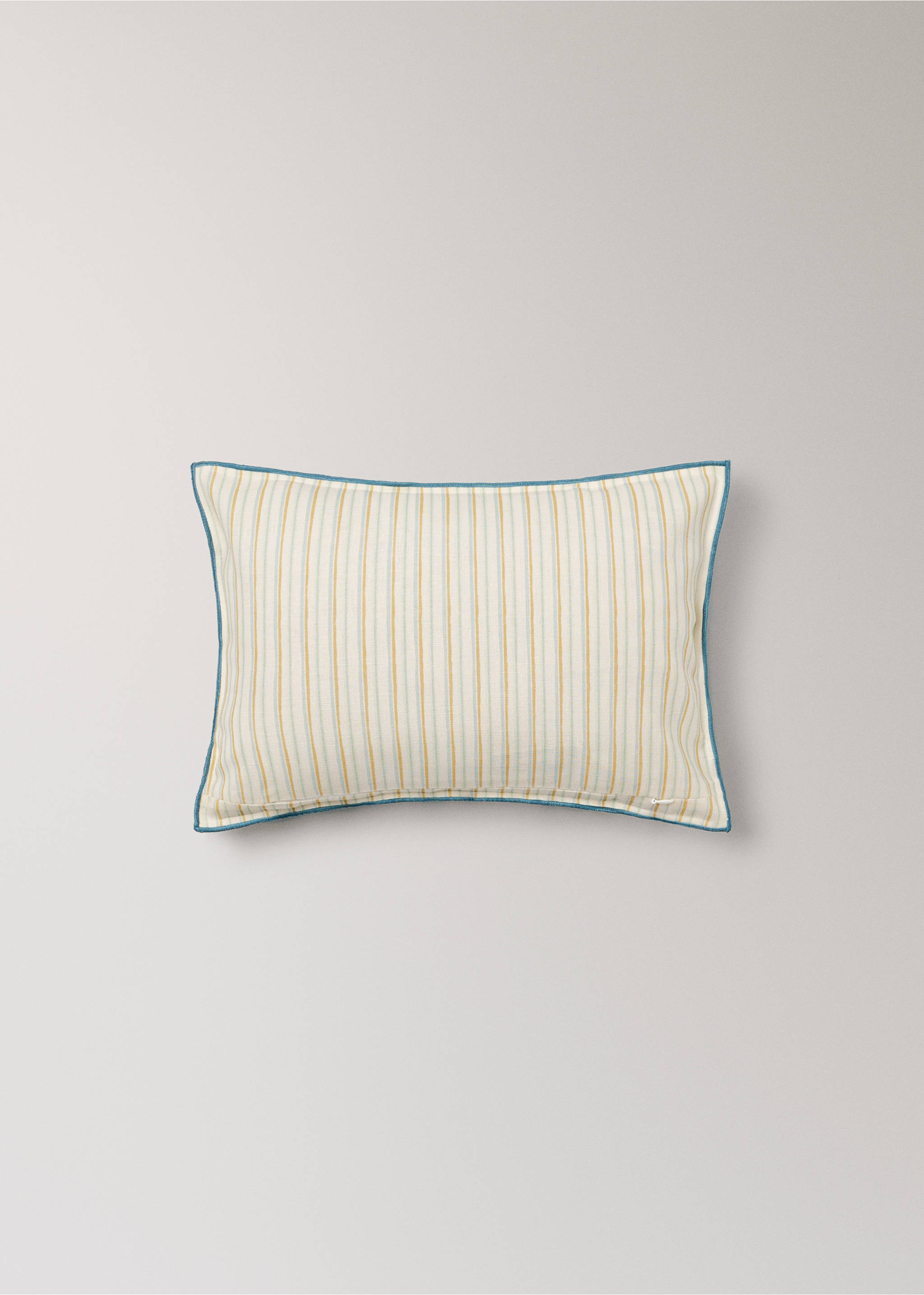 Children's cushion cover in printed cotton-linen 30x40 cm - Details of the article 4, Ecru. Ref: 27003390-00.
