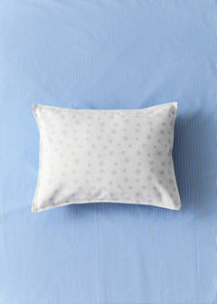 Reversible children's cushion cover with stars and stripes 30x40 cm — Blue 1