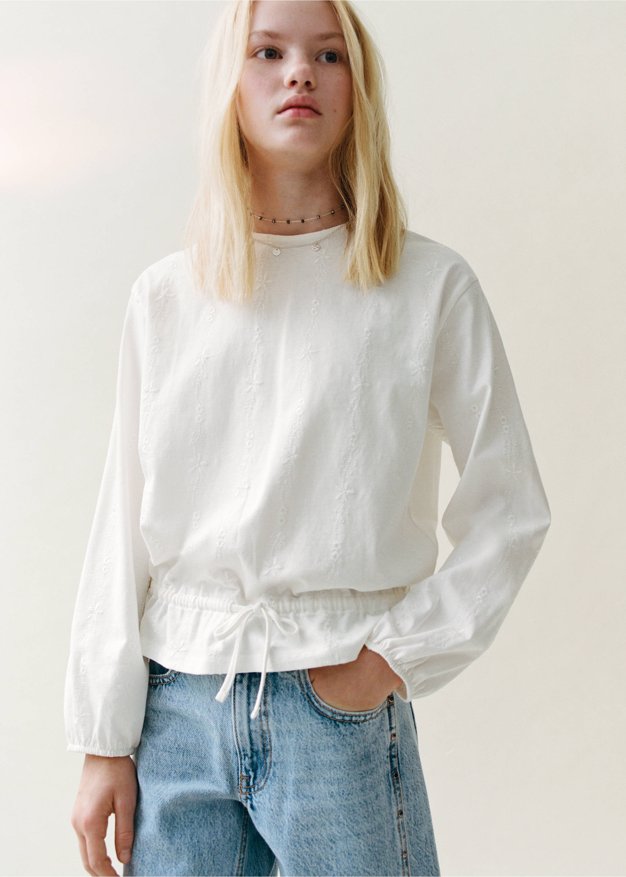 Camiseta algodón detalles bordados - Detalle del artículo 5, Blanco roto. Ref: 27003723-00.
