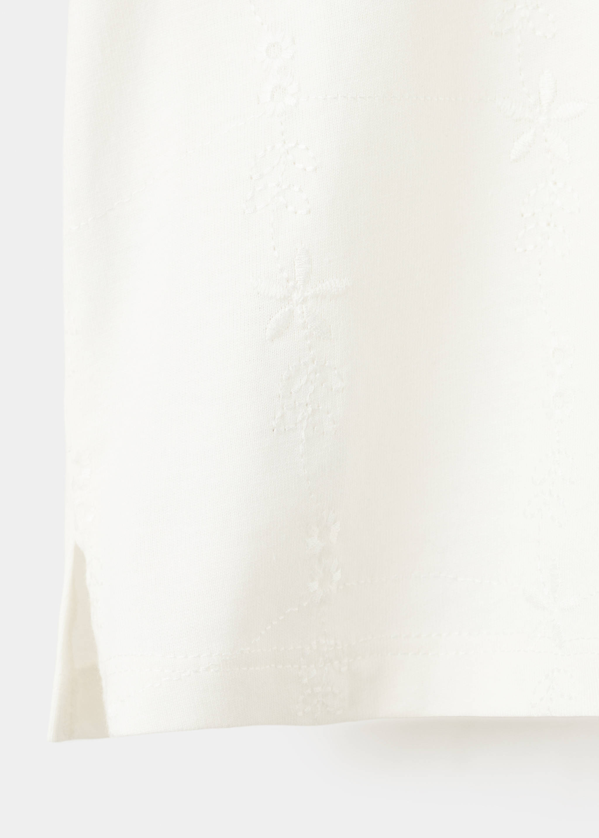 Embroidered detail T-shirt - Details of the article 8