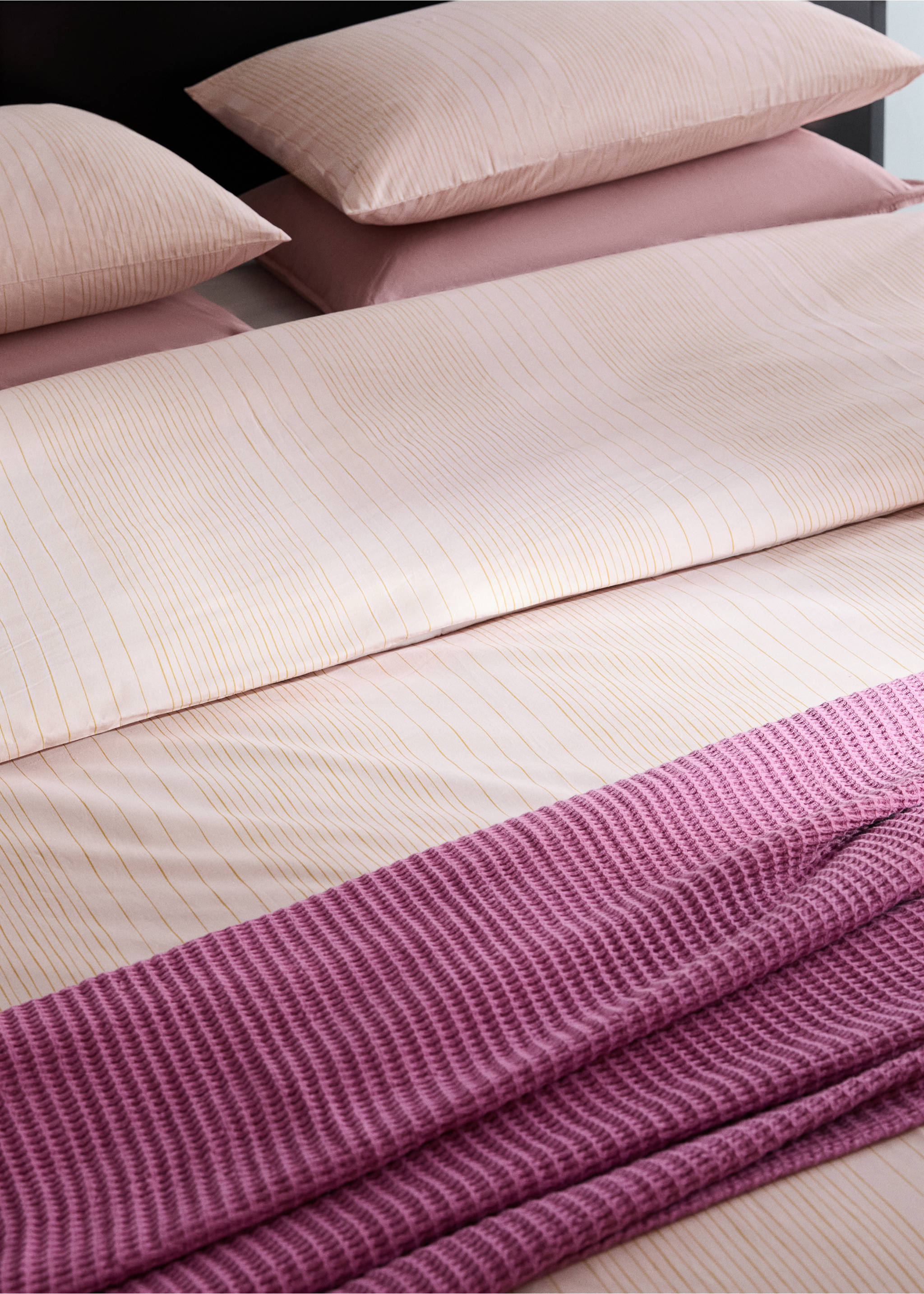 Percale cotton striped watercolour duvet cover Superking bed - Details of the article 7, Pink. Ref: 27003736-00.
