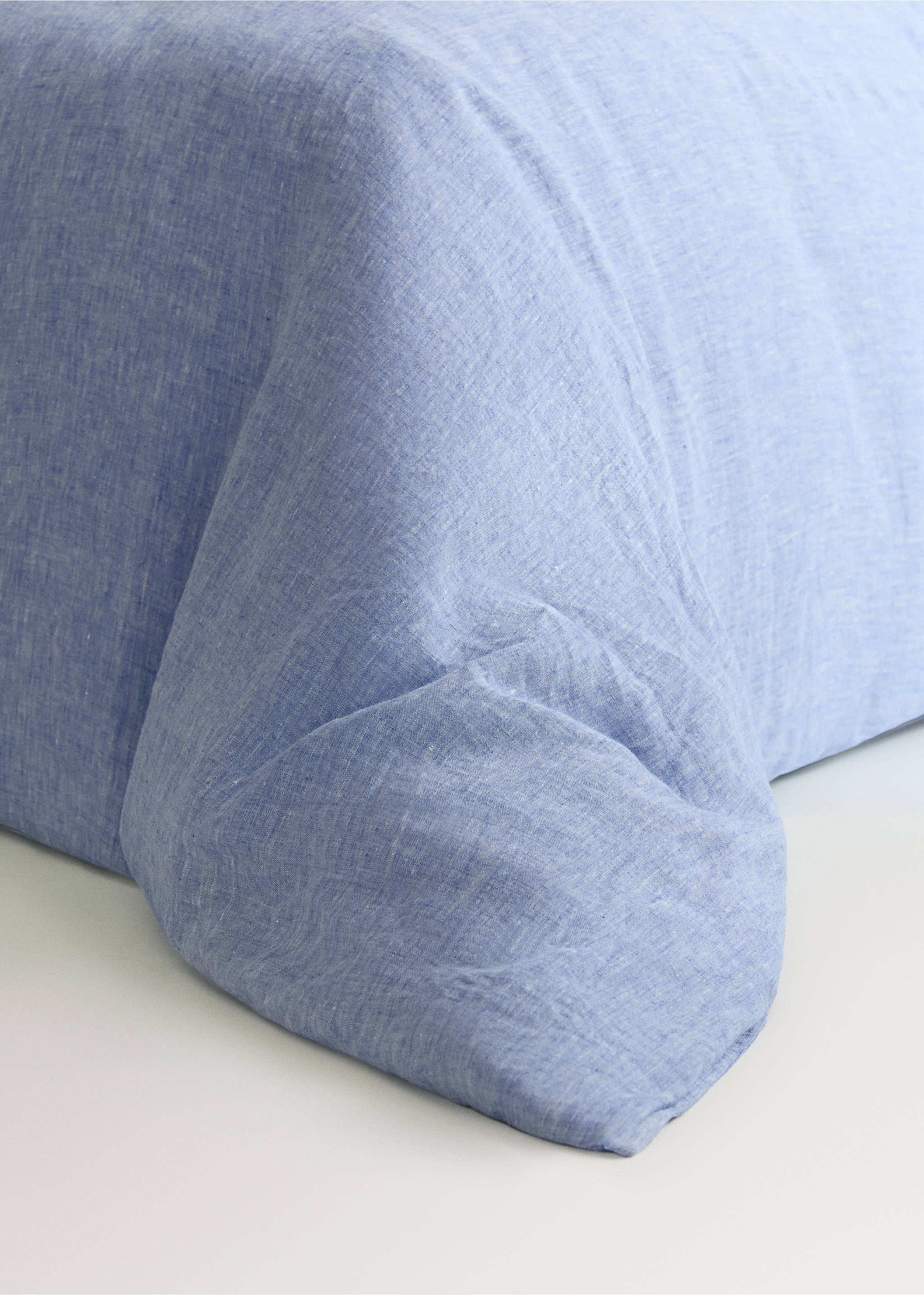 Yarn-dyed linen duvet cover for 135/140-cm bed - Details of the article 8, Blue. Ref: 27003738-00.