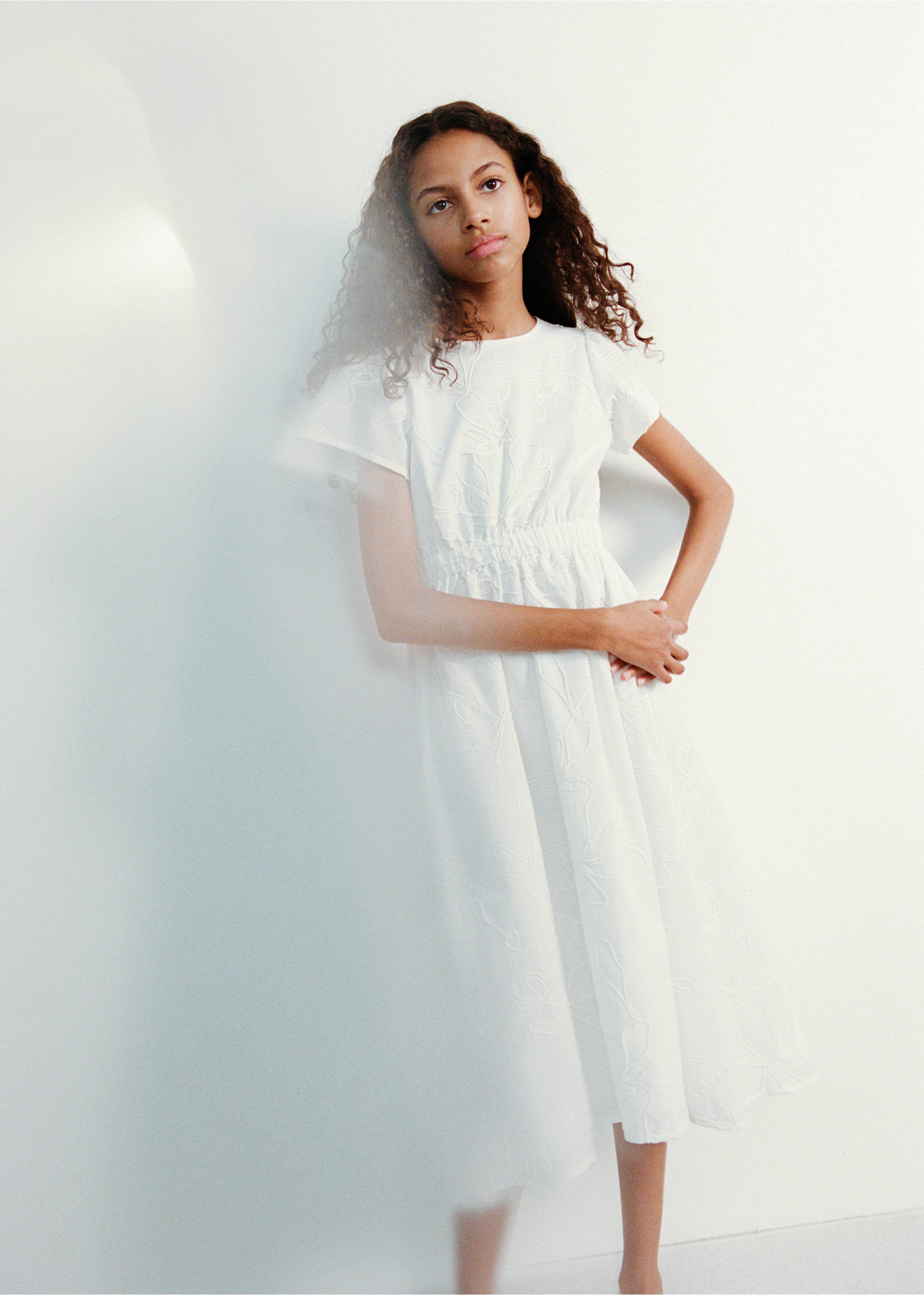 Embroidered midi dress - Details of the article 5, White. Ref: 27004048-00.