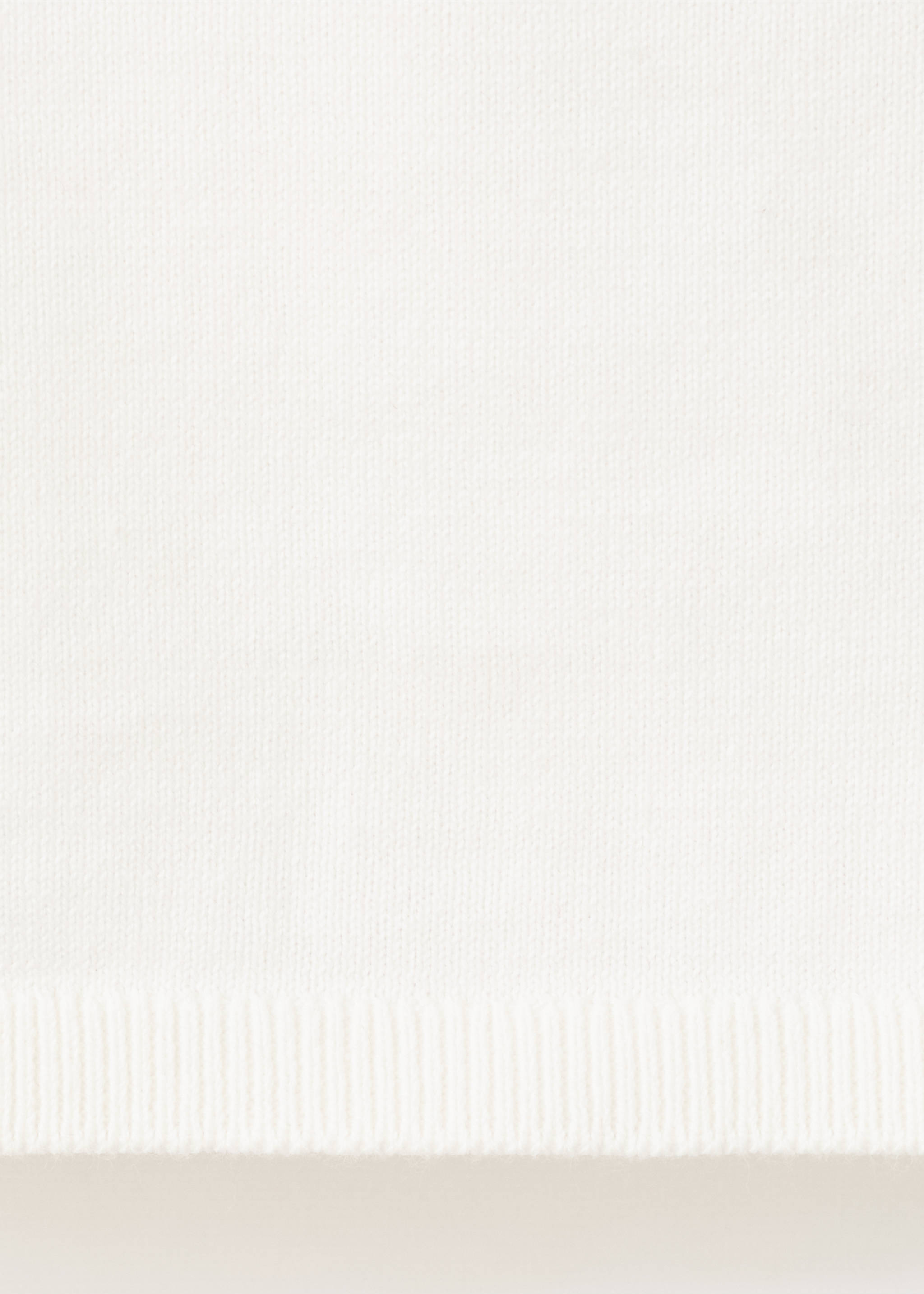 Топ с декоративным швом - Деталь изделия 0, Экрю. Ref: 27004053-00.