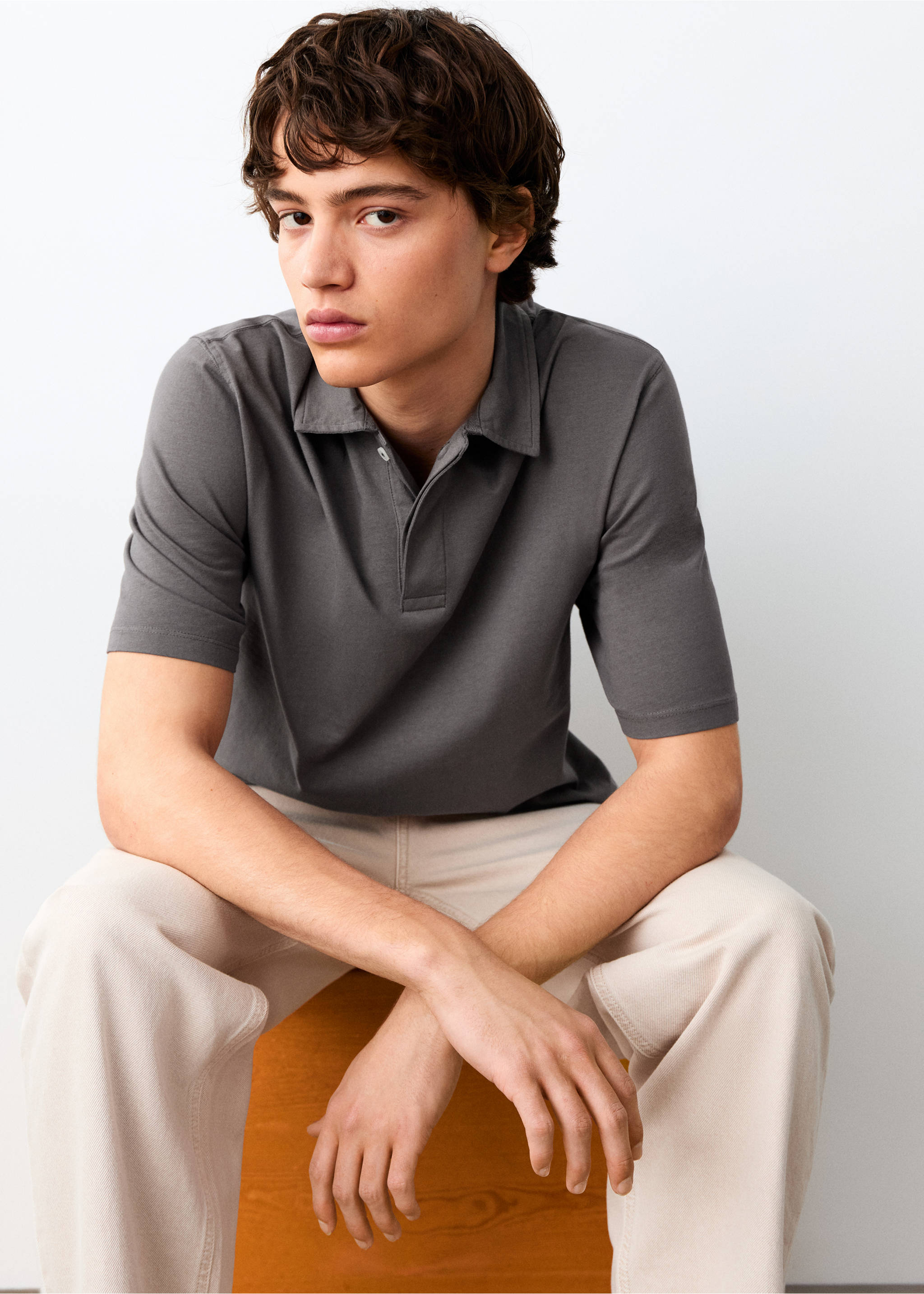 Cotton polo shirt - Details of the article 2, Charcoal. Ref: 27004061-00.