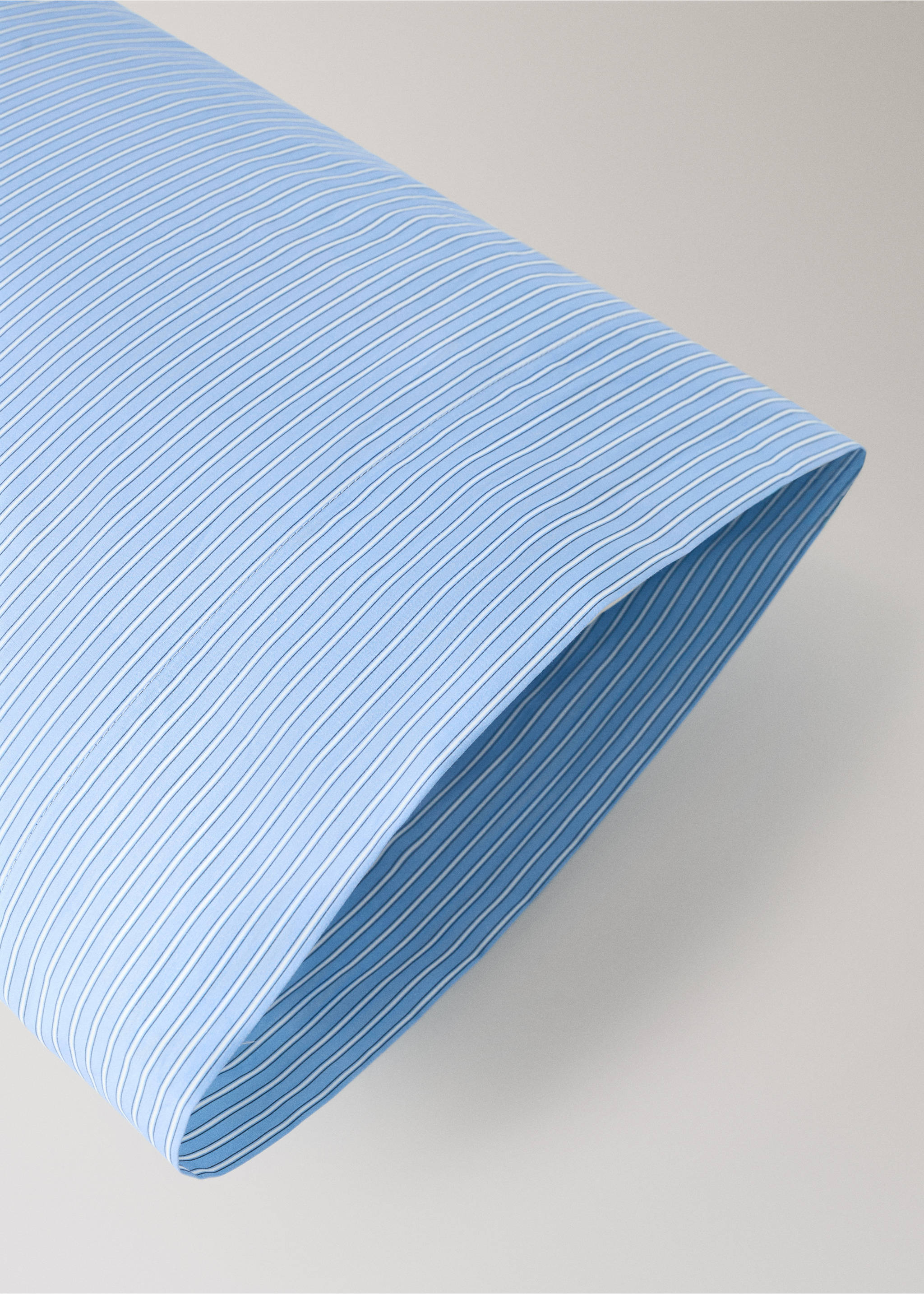 Children's pillowcase in shirt stripe percale 45x110 cm - Details of the article 1, Blue. Ref: 27004066-00.