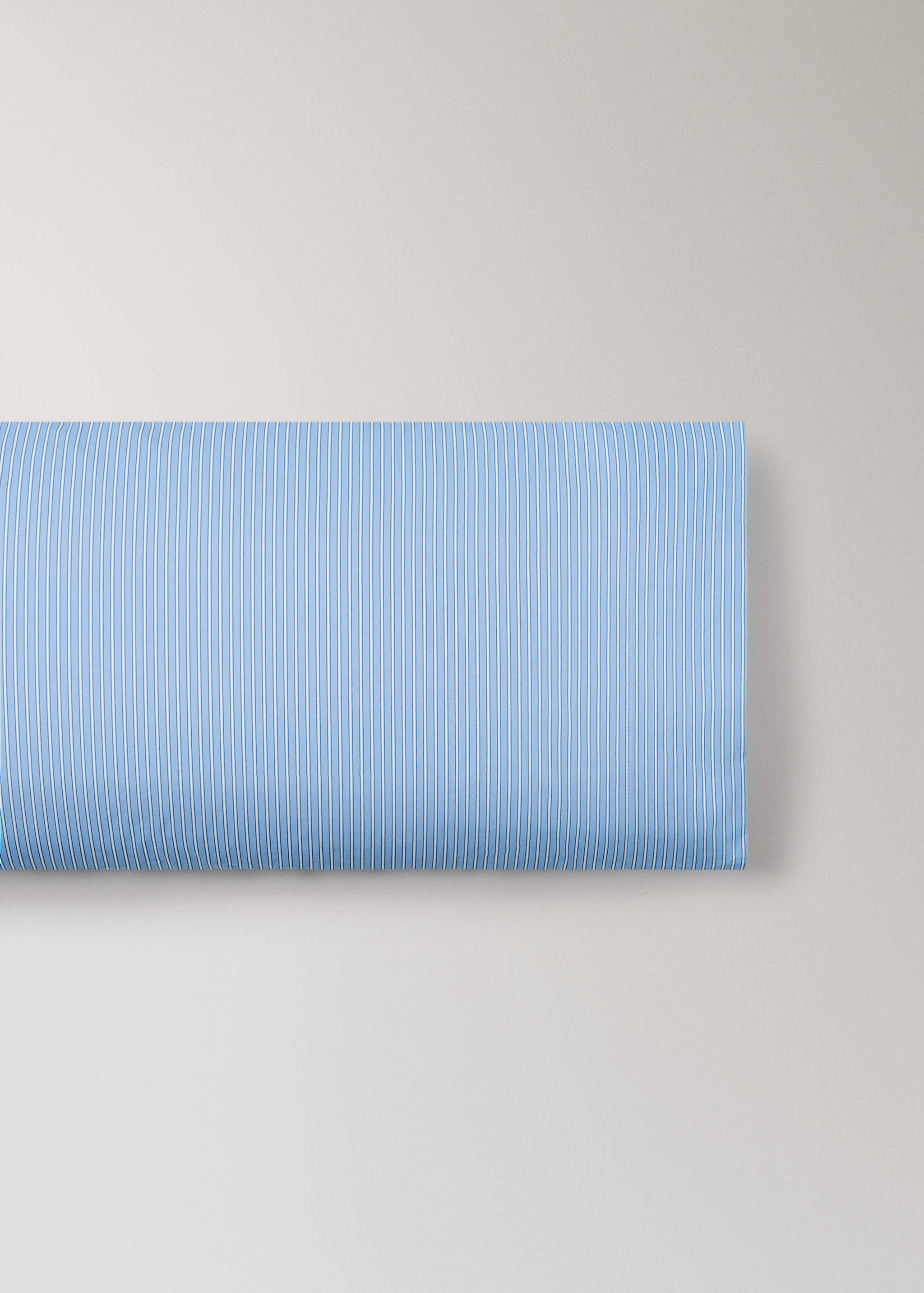 Kinderkissenbezug aus zweifarbig gestreiftem Perkal, 45x110 cm - Artikel ohne Model