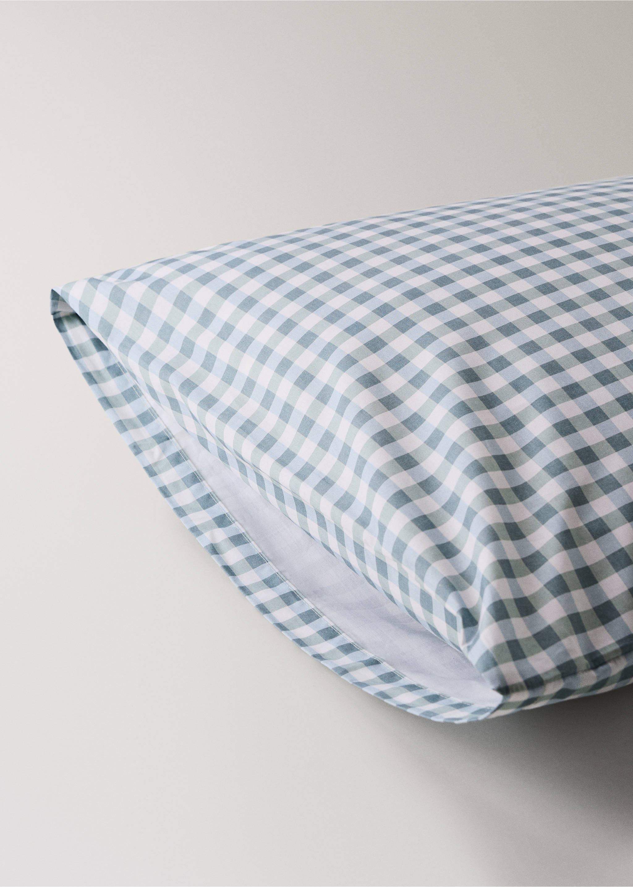 Vichy check cotton pillowcase 50x75 cm - Details of the article 1, Mint Green. Ref: 27004072-00.