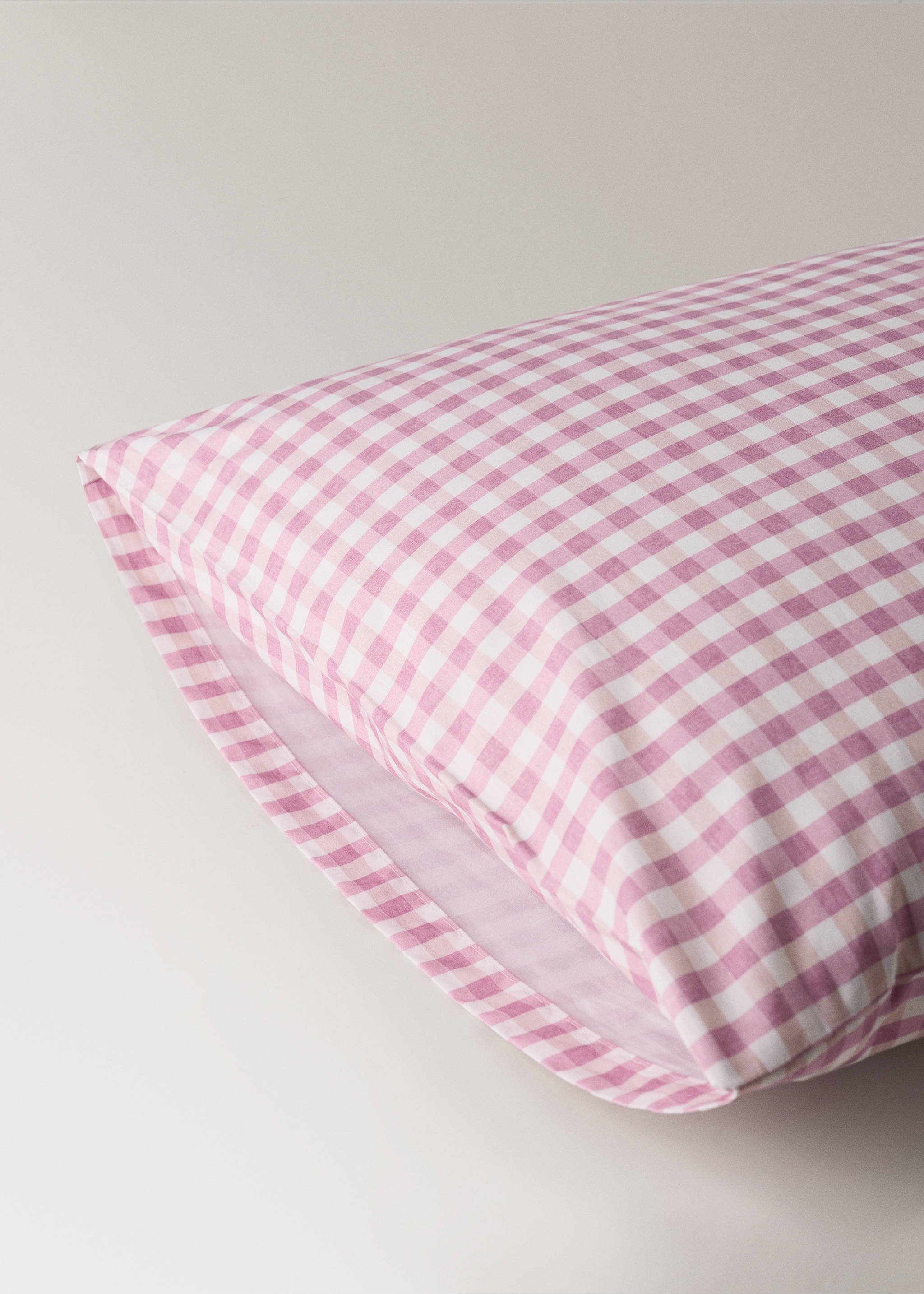 Vichy check cotton pillowcase 50x75 cm - Details of the article 2, Pink. Ref: 27004072-00.