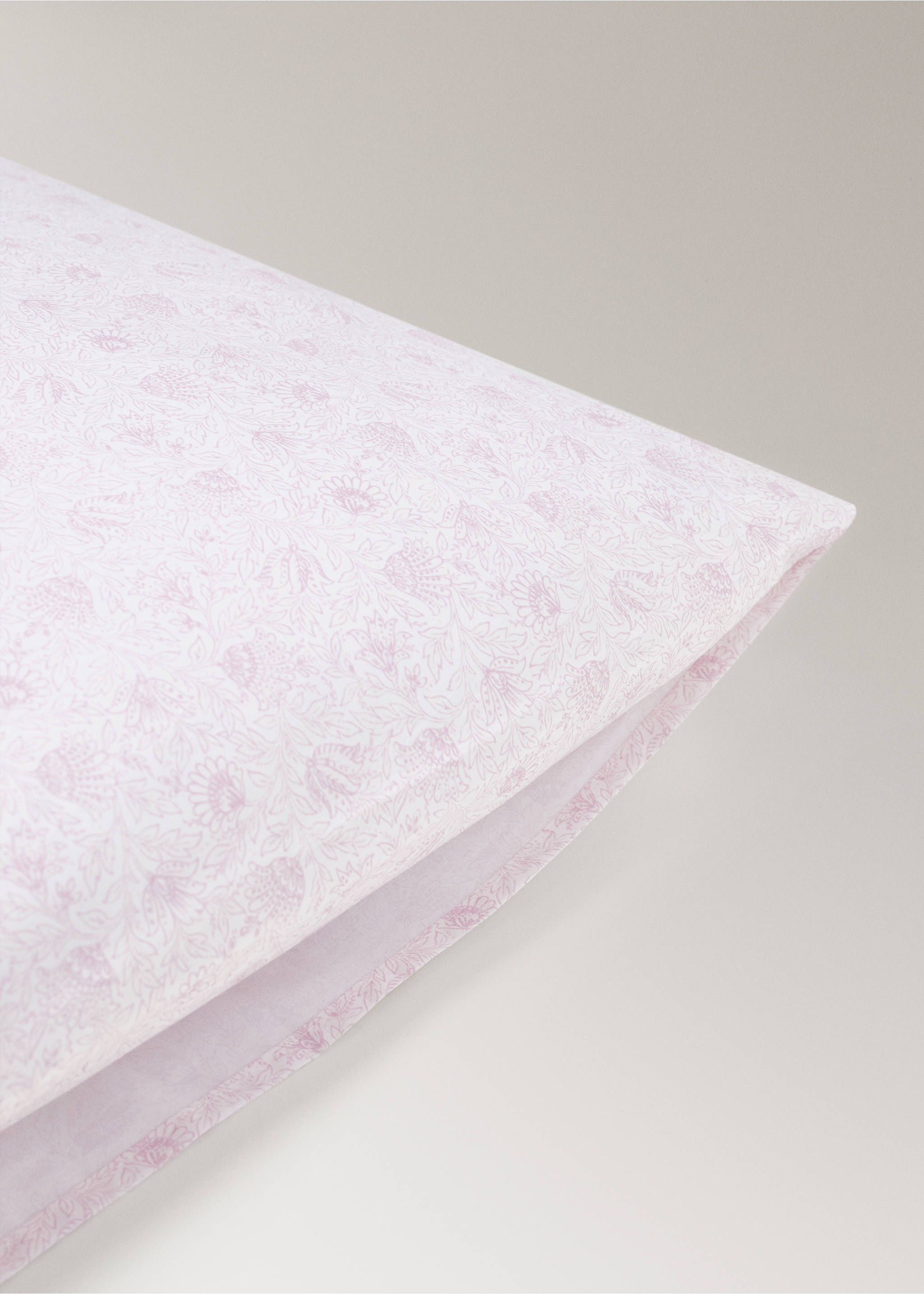 Children's pillowcase in cotton percale with floral pattern 60x60 - Details of the article 1, Pastel Pink. Ref: 27004081-00.