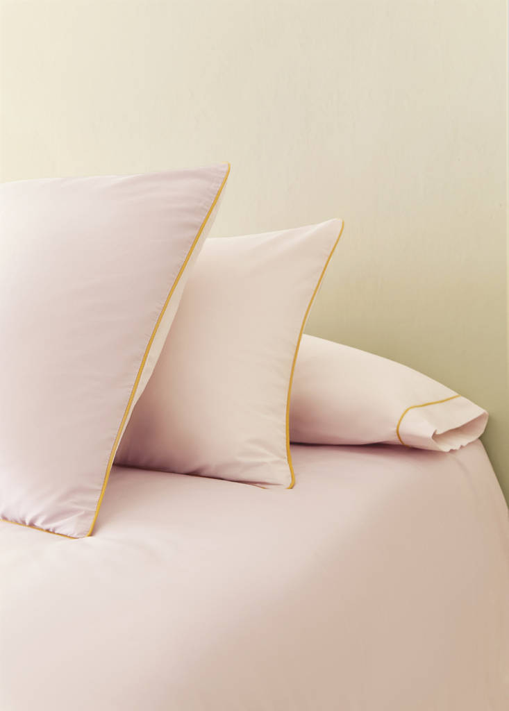 Reversible percale cotton pillowcase with contrasting piping 60x60 cm — Light/Pastel Purple