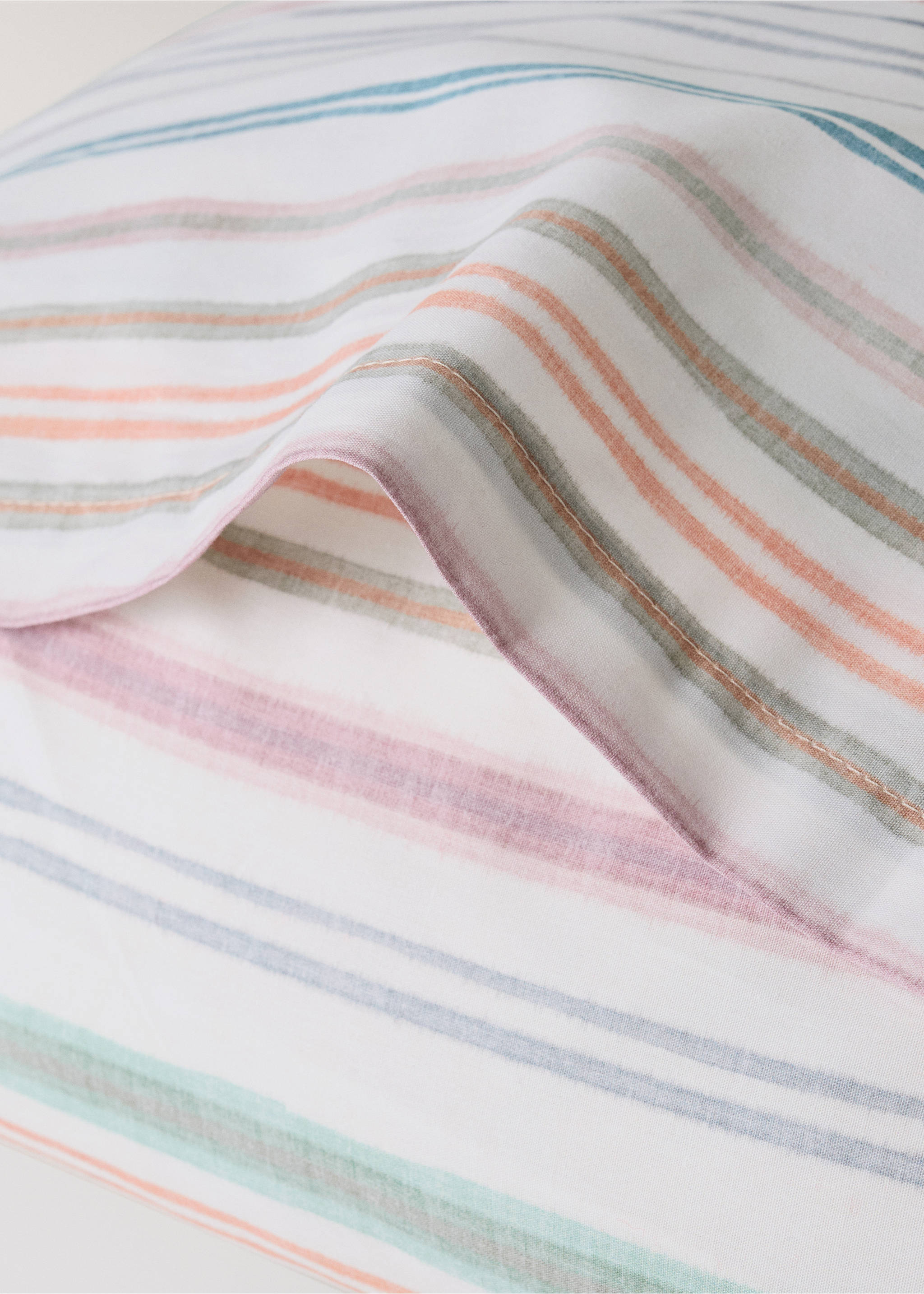 Multicoloured striped percale cotton pillowcase 50x75 cm - Details of the article 2, Green. Ref: 27004088-00.