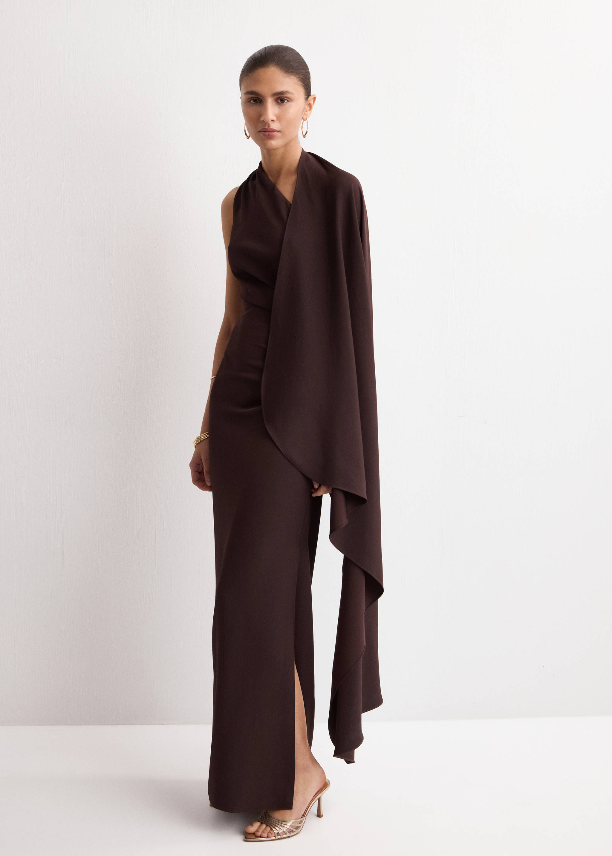 Asymmetrical dress with scarf - General plane