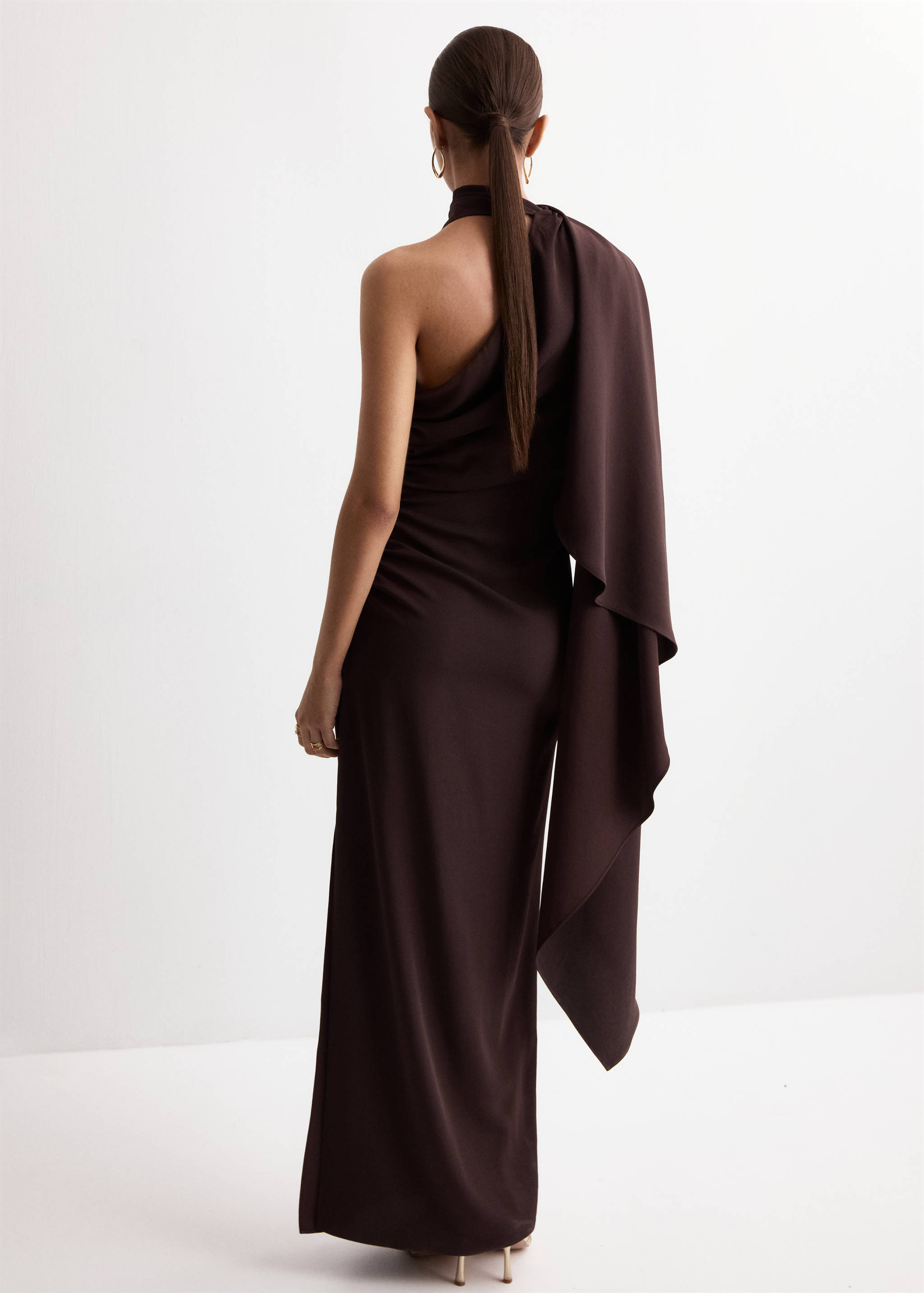 Asymmetrical dress with scarf - Reverse of the article