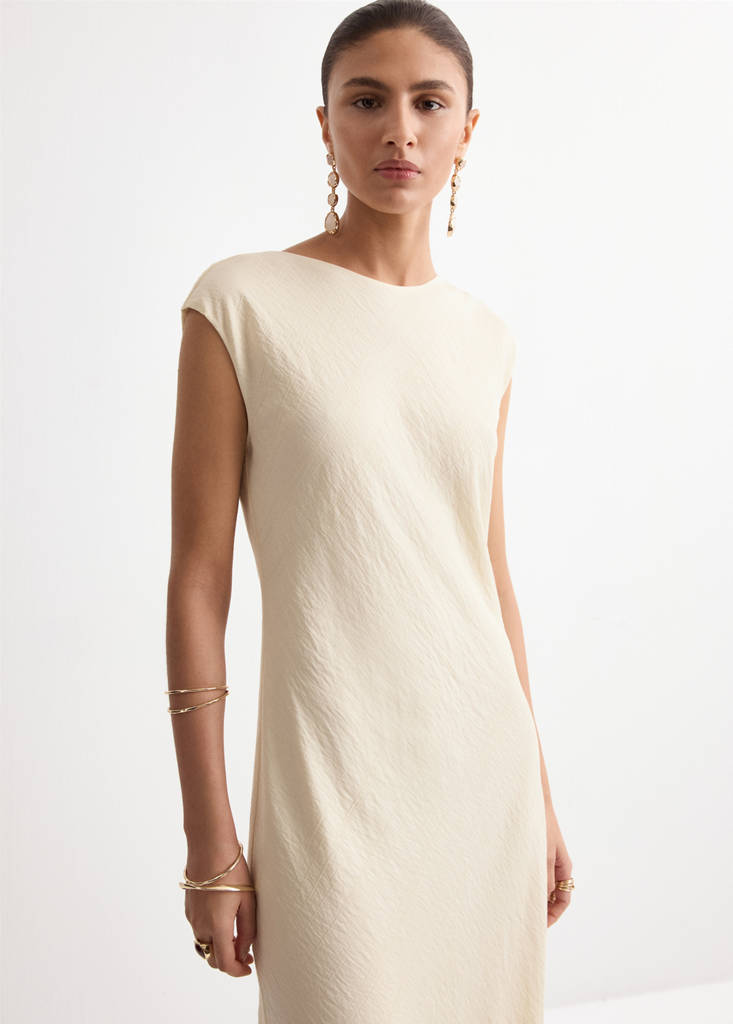 Open-back textured dress — Ecru