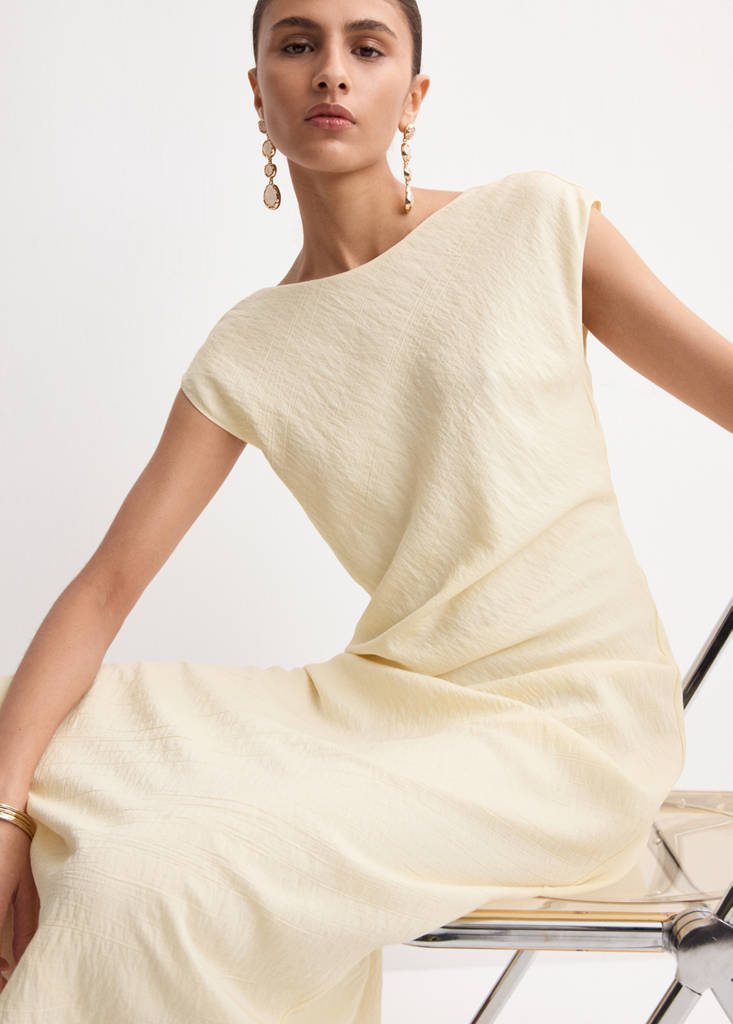 Open-back textured dress — Ecru