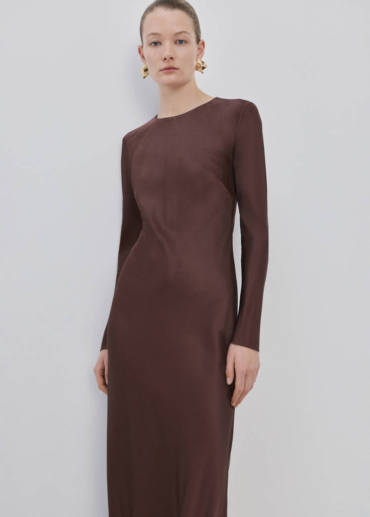 Long flared dress — Brown