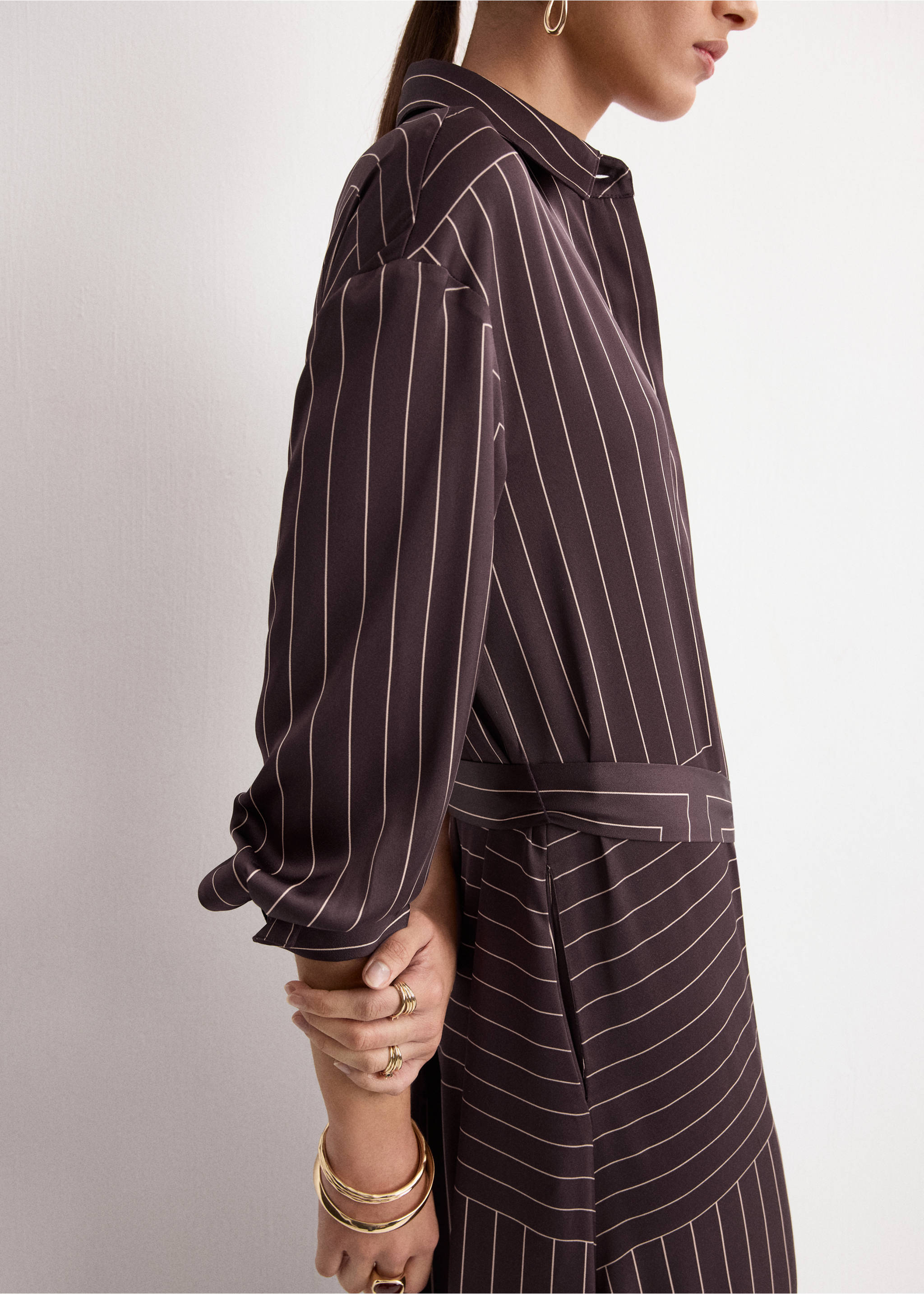 Printed shirt dress - Details of the article 2, Chocolate. Ref: 27004099-00.
