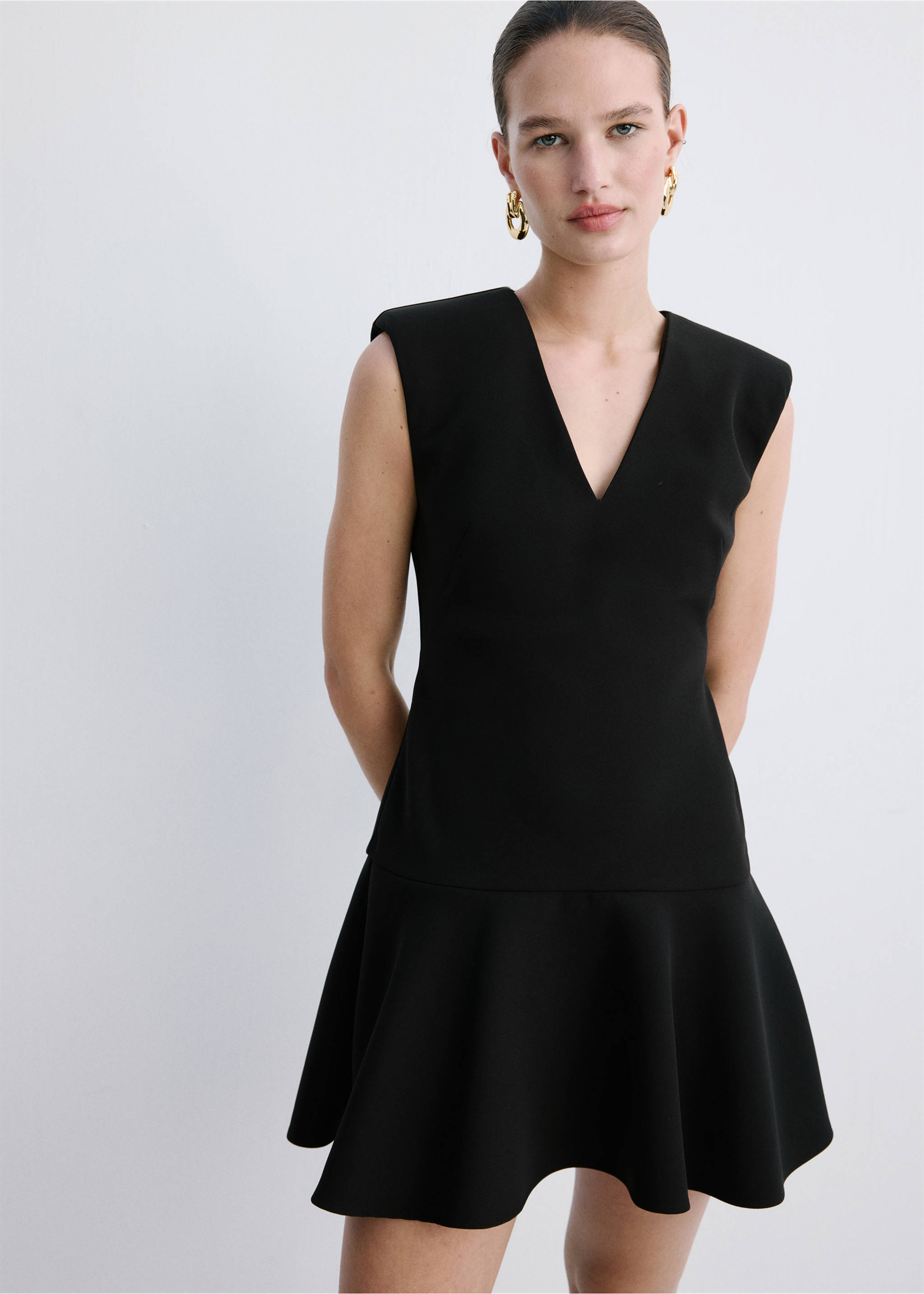 Robe courte évasée - Plan moyen, Noir. Ref: 27004103-00.
