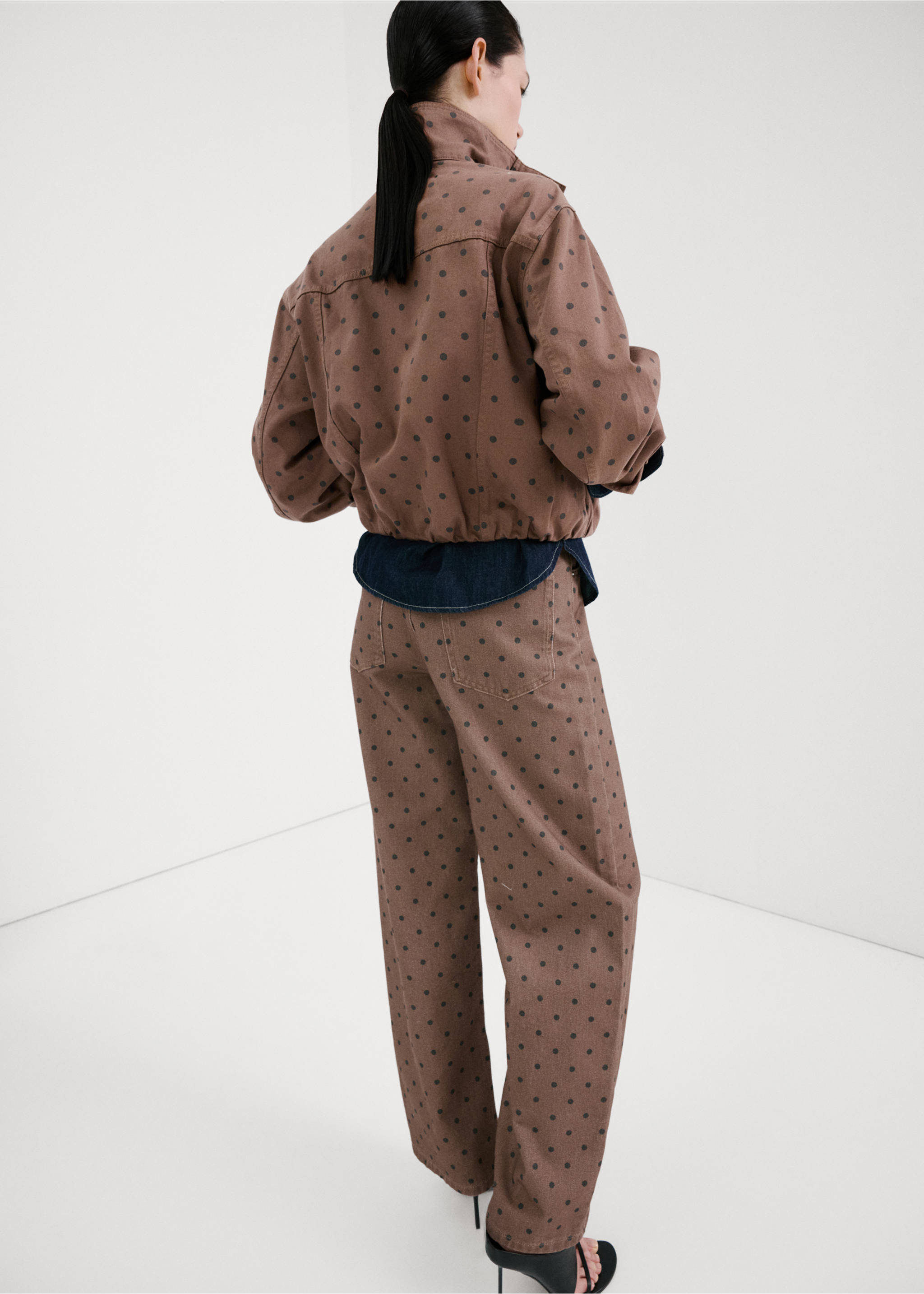 Polka dot balloon jeans - Reverse of the article, Chocolate. Ref: 27004105-00.