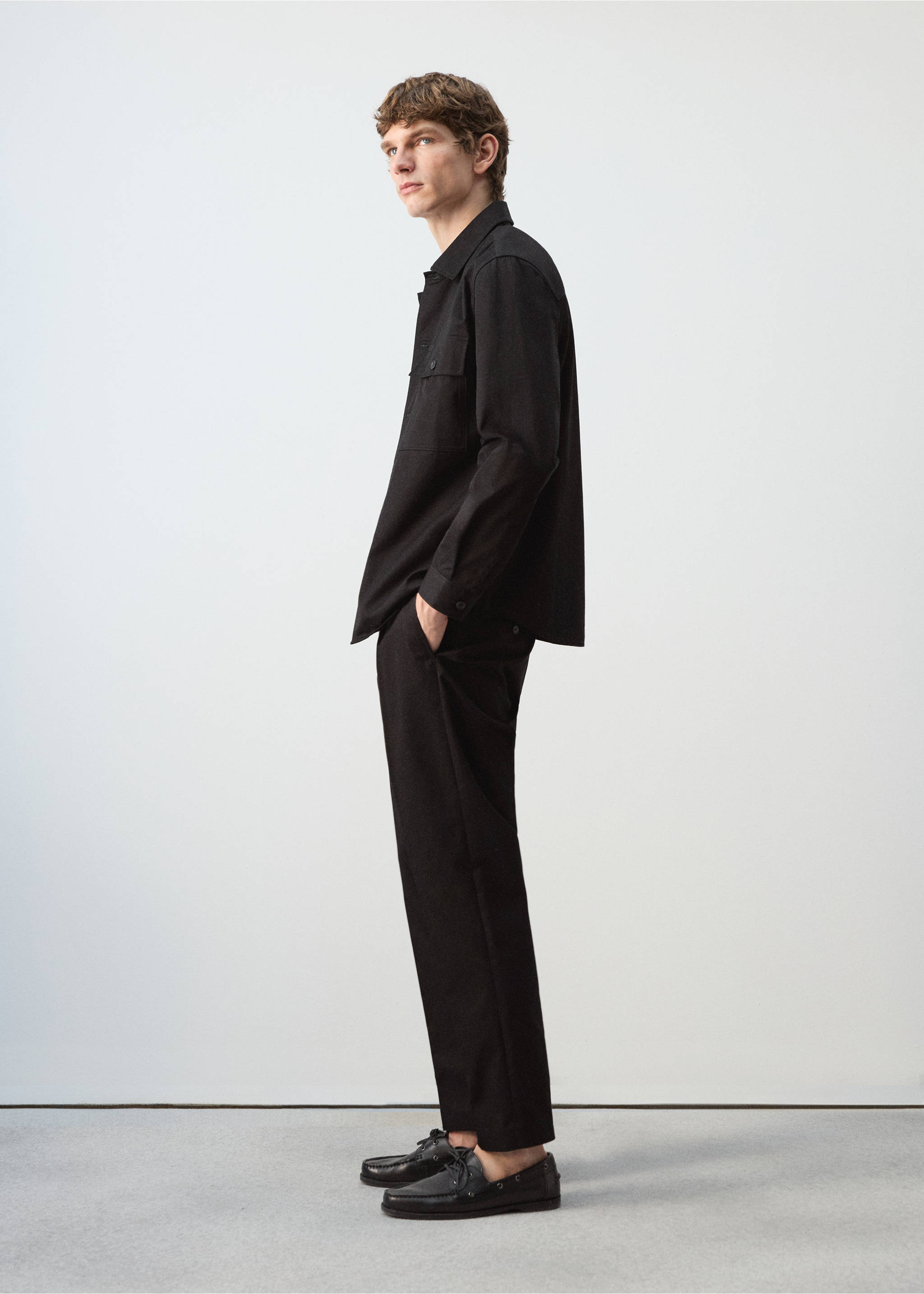 Брюки regular fit с защипами - Деталь изделия 2, Черный. Ref: 27004413-00.