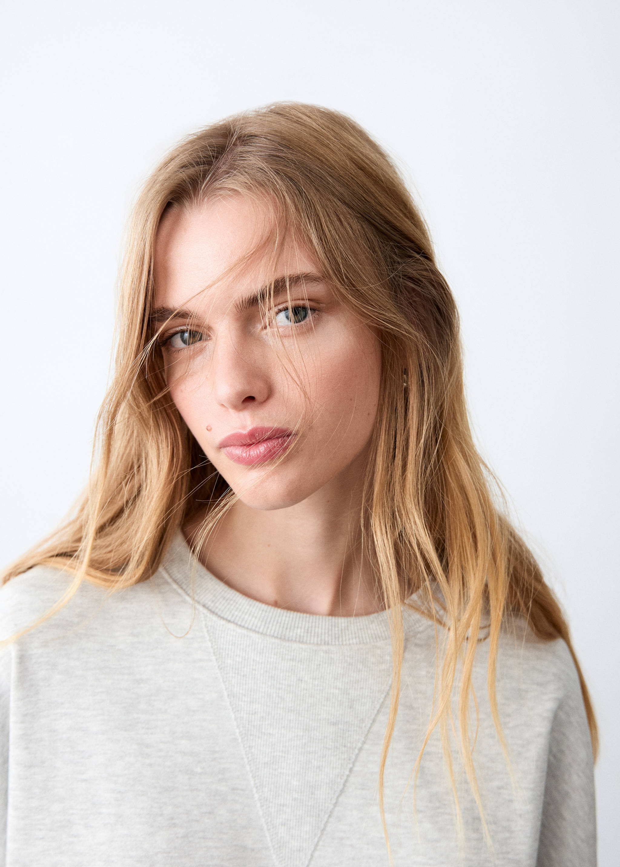 Cropped cotton sweatshirt - Details of the article 1