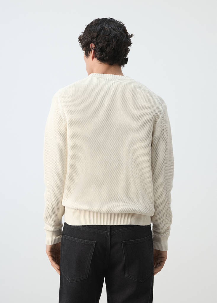 Medium-knit microstructure sweater — Ecru