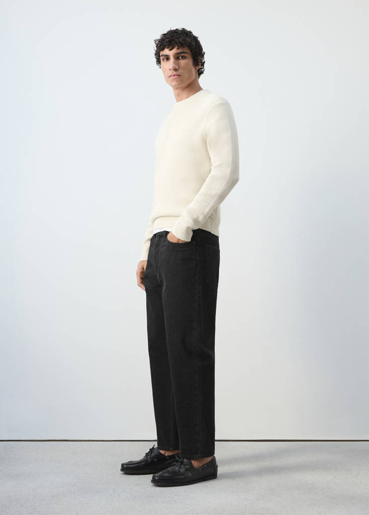 Medium-knit microstructure sweater — Ecru