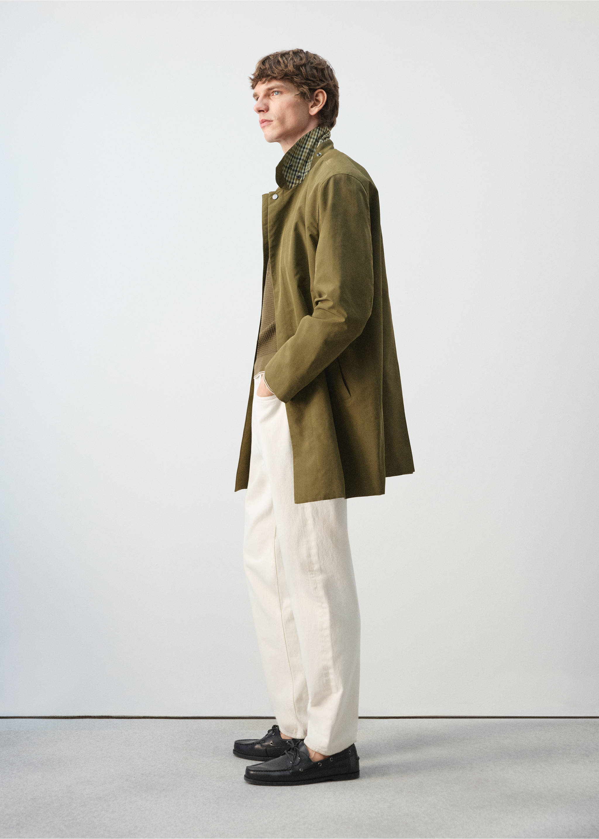 Bob regular-fit jeans - Details of the article 2, Off White. Ref: 27004433-00.