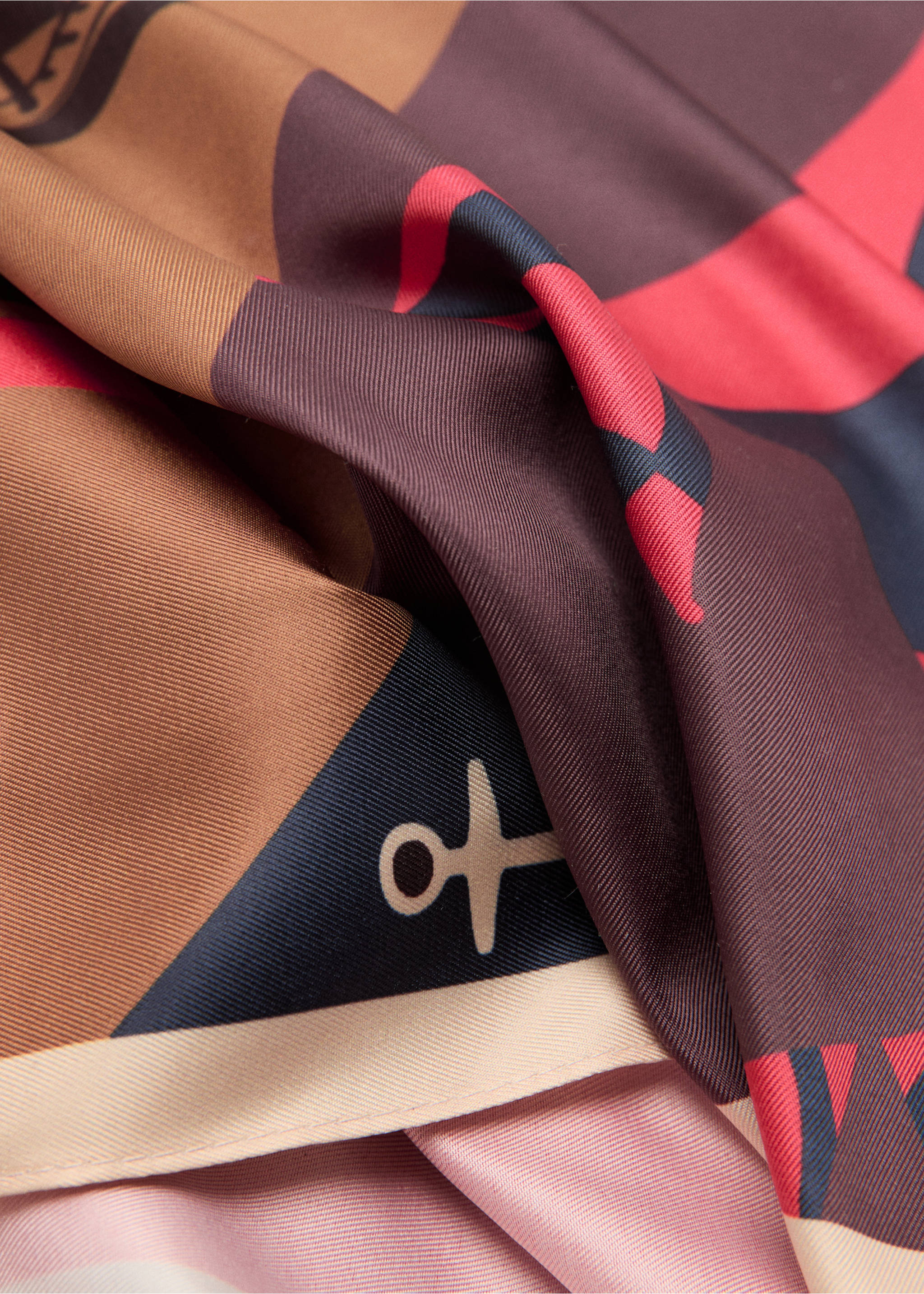 Printed satin scarf - Medium plane, Red. Ref: 27004435-00.