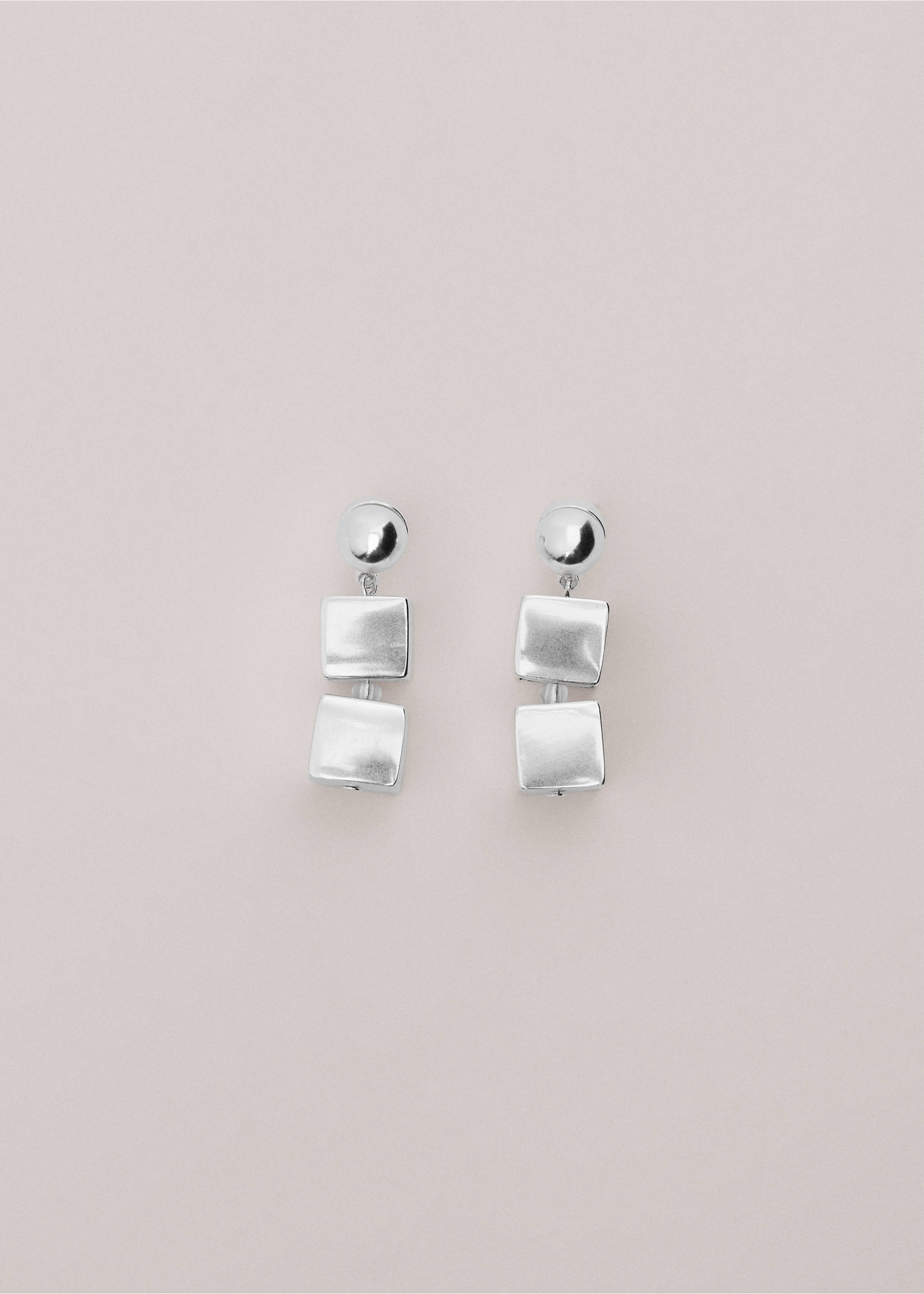 Dangling metallic cube earrings - Article without model, Silver. Ref: 27004448-00.
